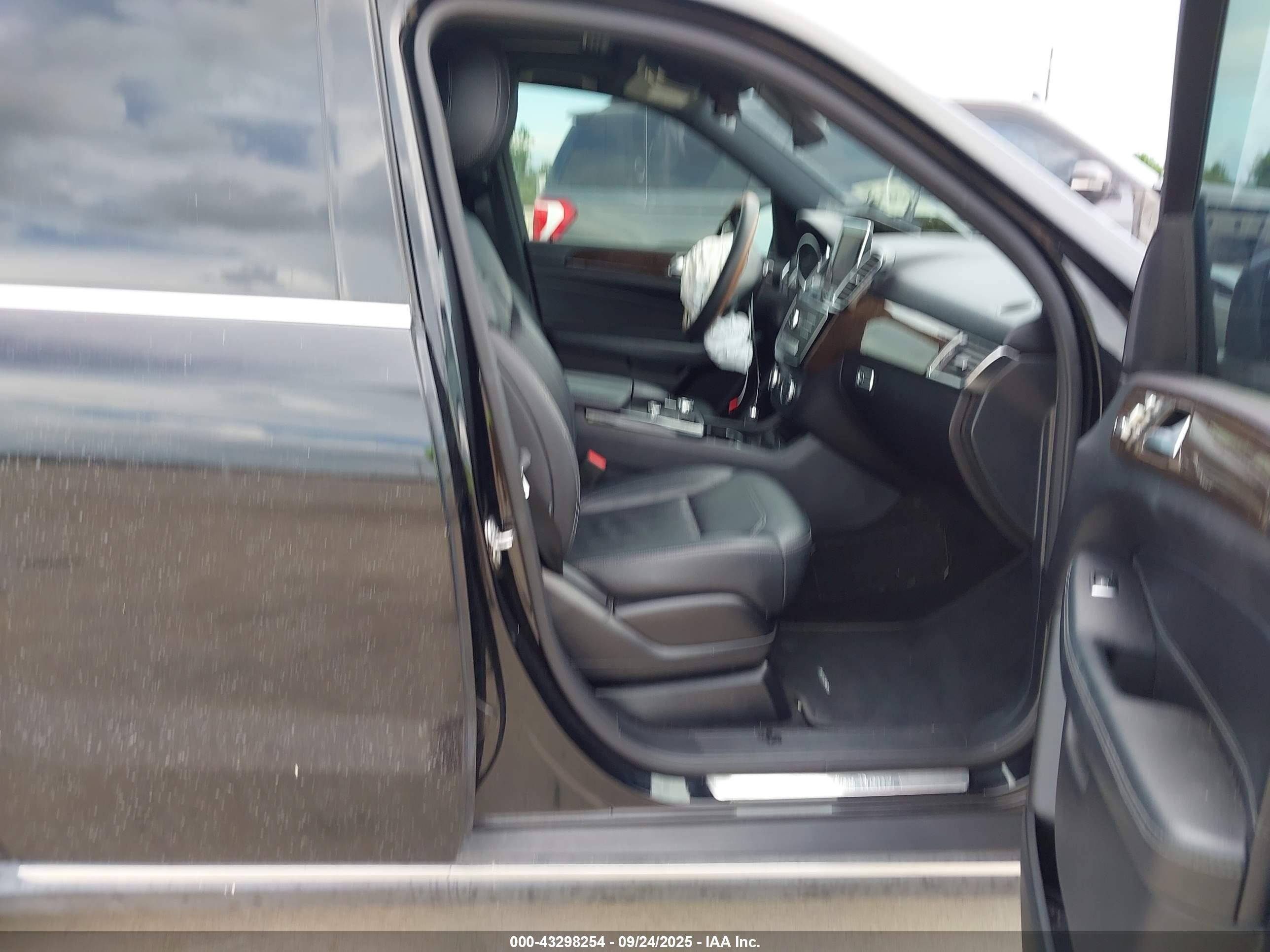 MERCEDES-BENZ GLE image 5