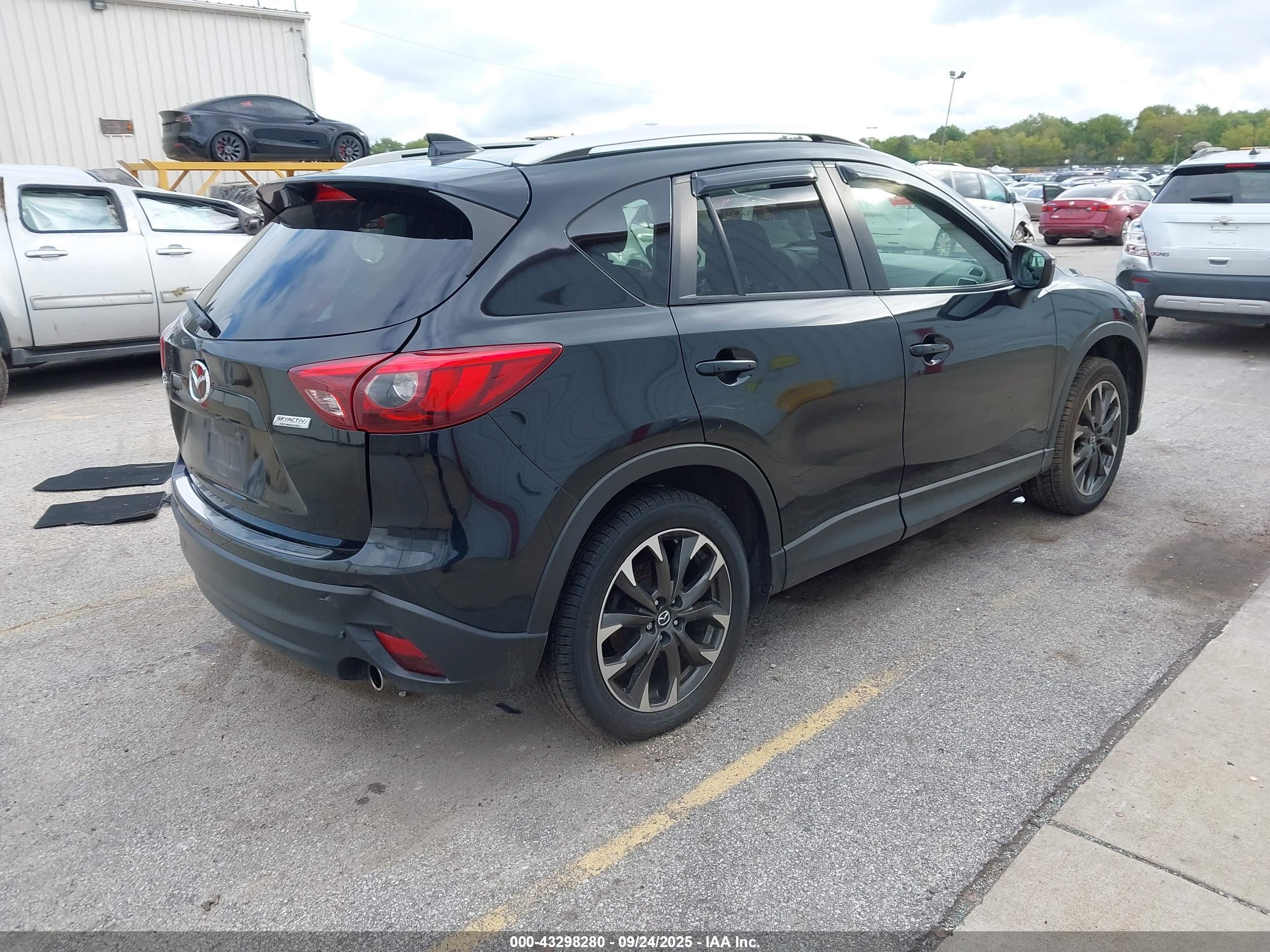 MAZDA CX-5 image 4
