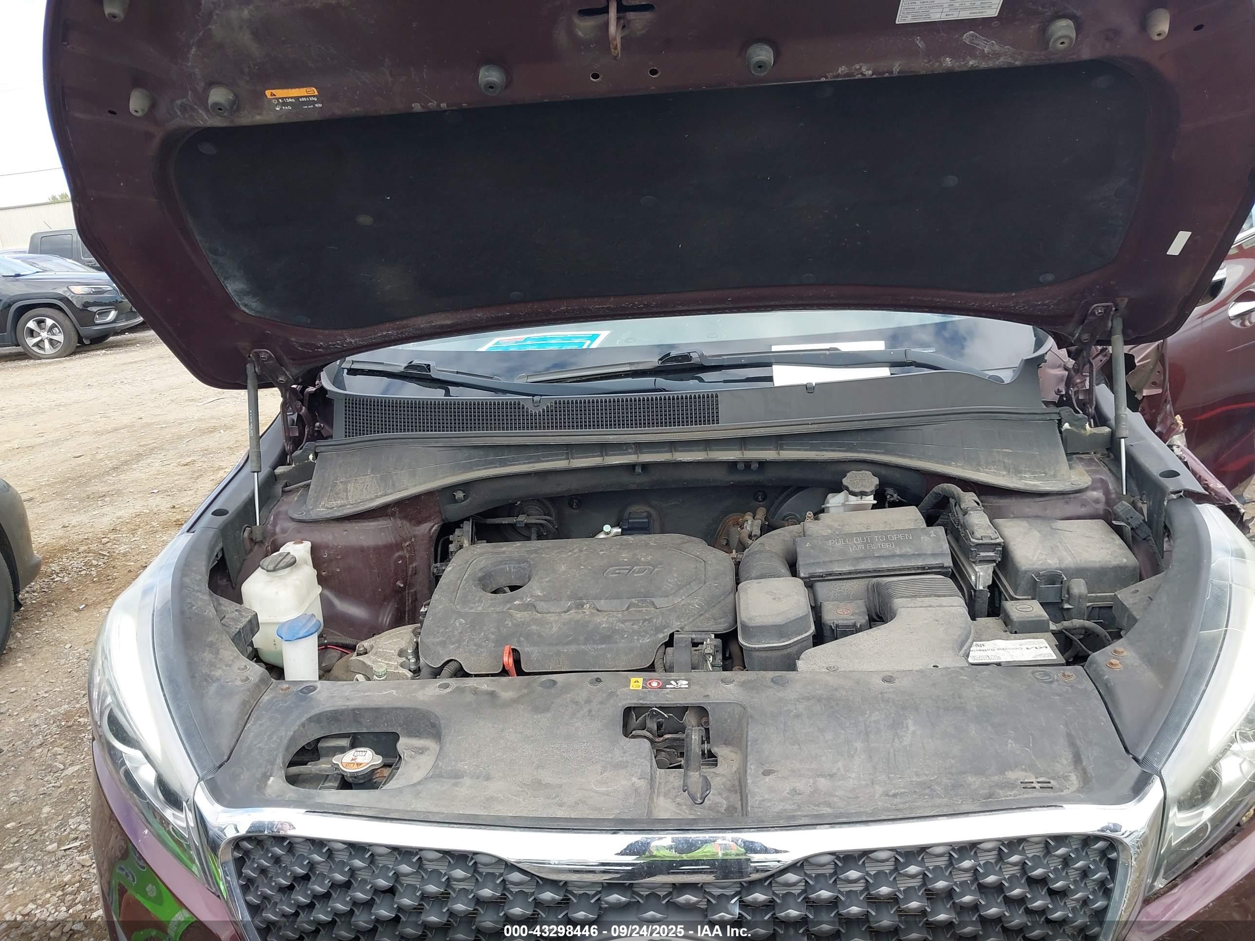 KIA SORENTO image 10