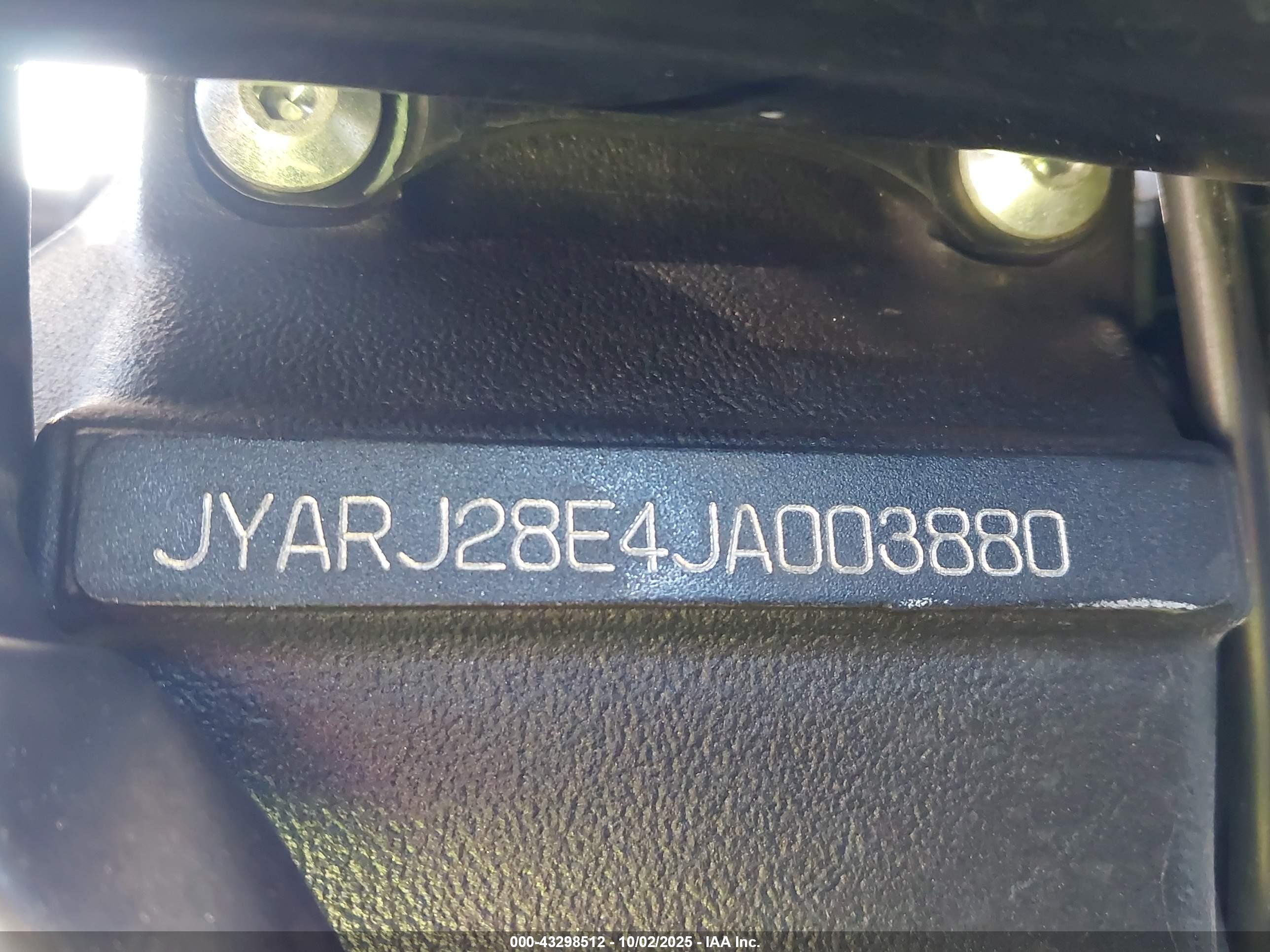 YAMAHA YZFR6 image 10