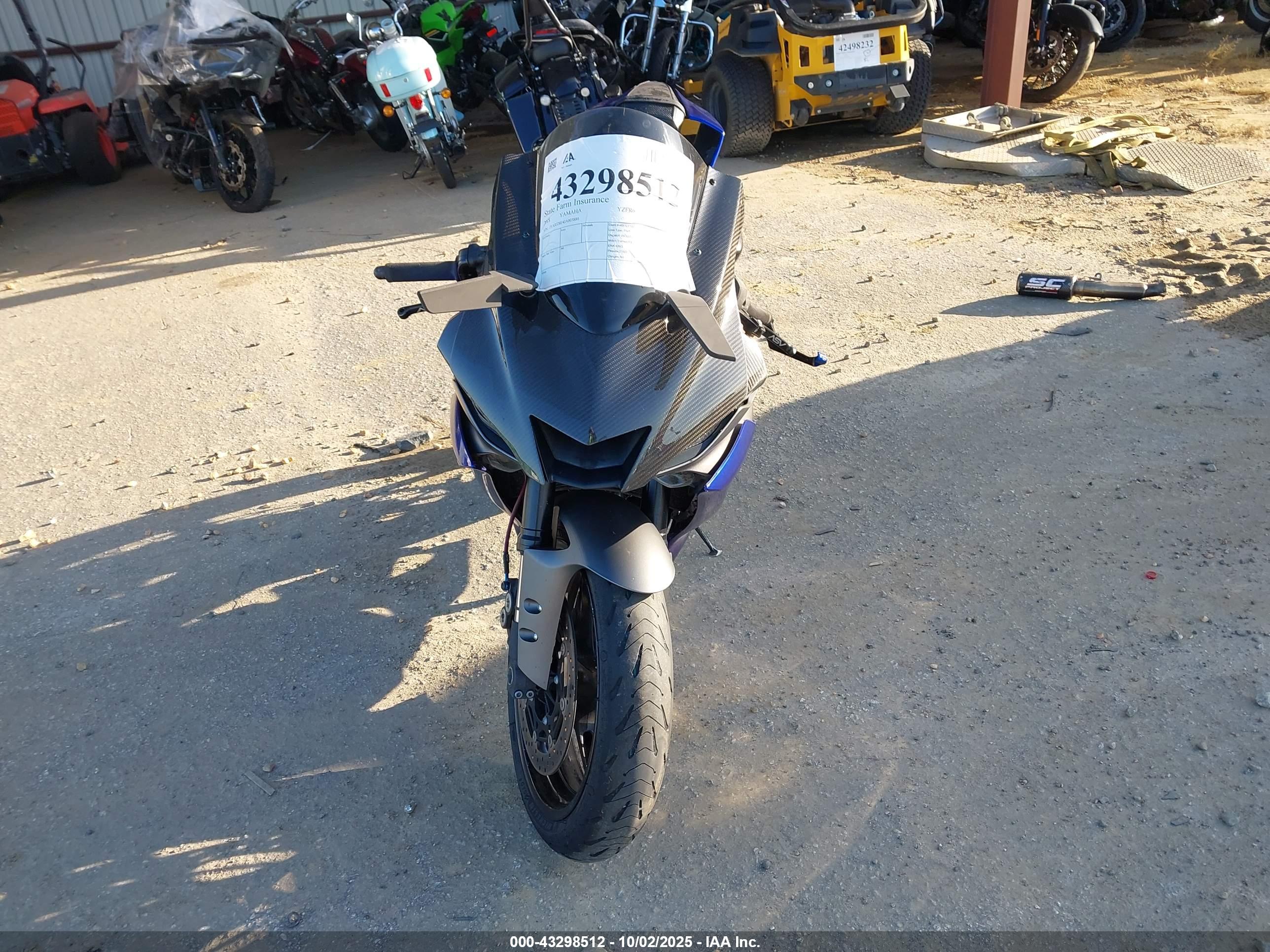 YAMAHA YZFR6 image 5