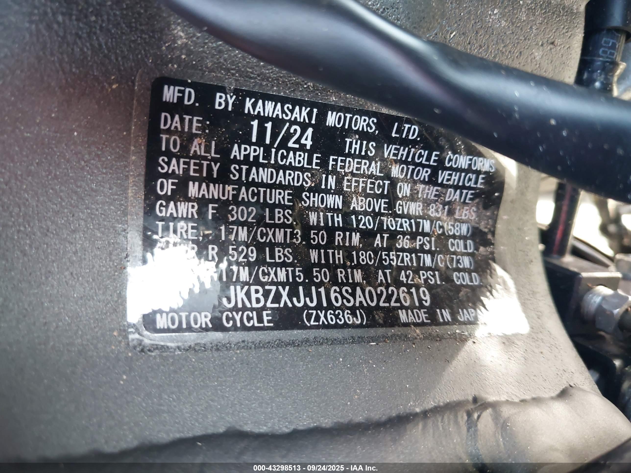 KAWASAKI ZX636 image 10