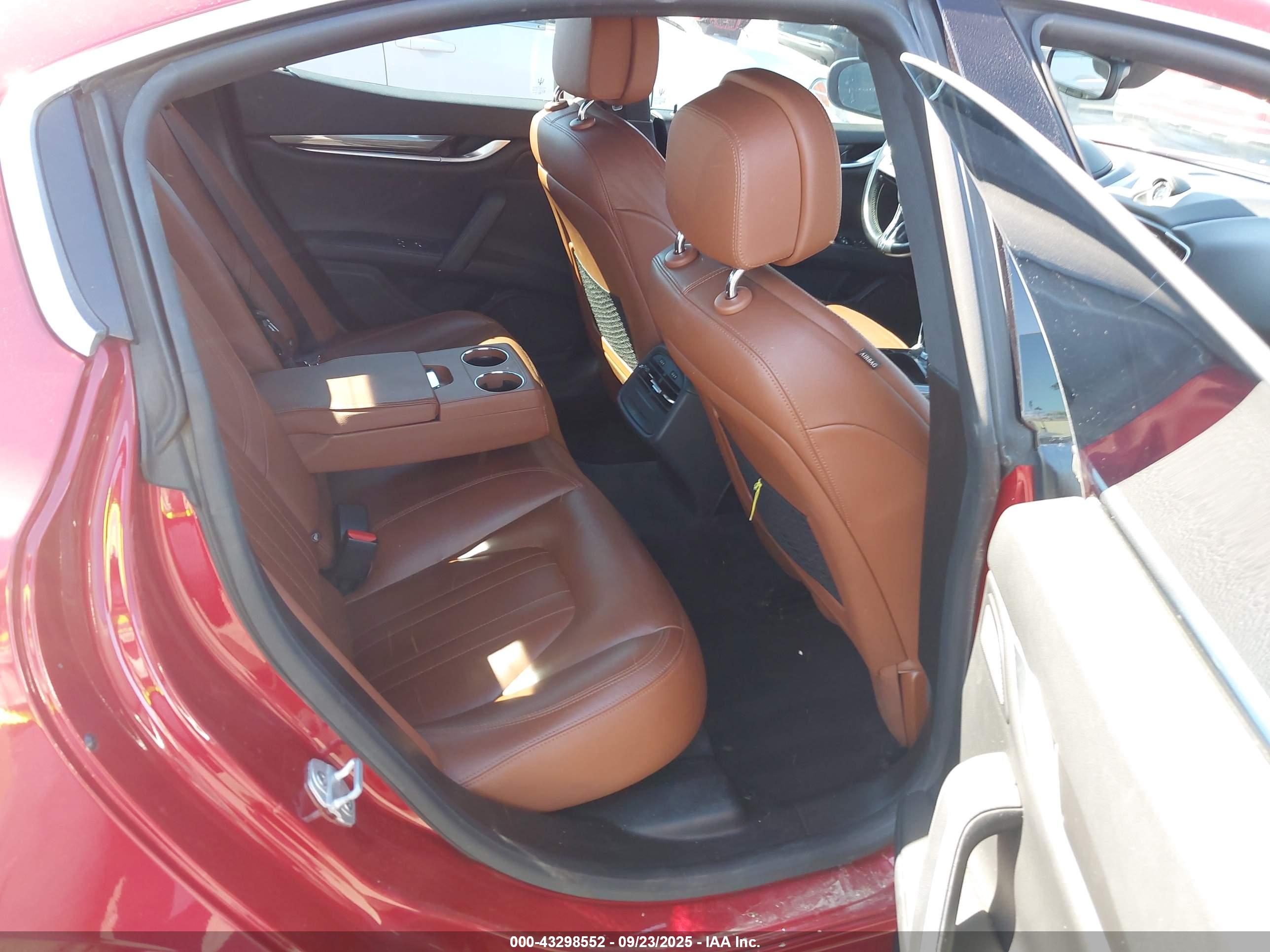 MASERATI GHIBLI image 8