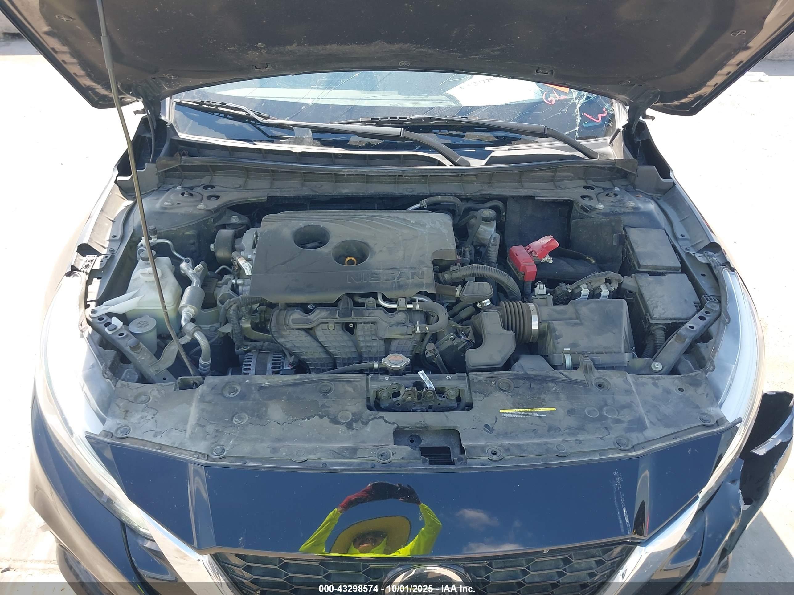 NISSAN ALTIMA image 10
