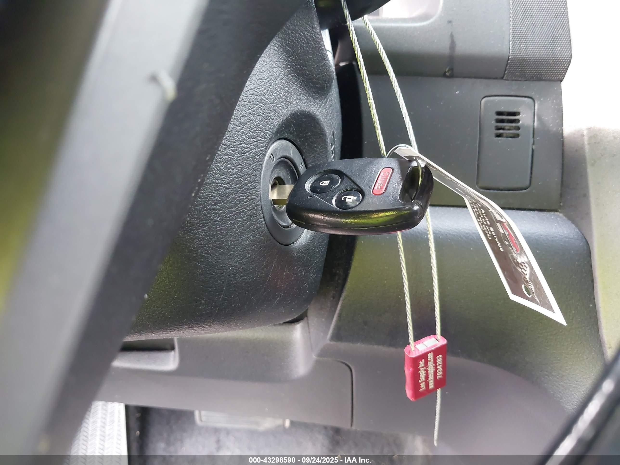 HONDA CR-V image 11
