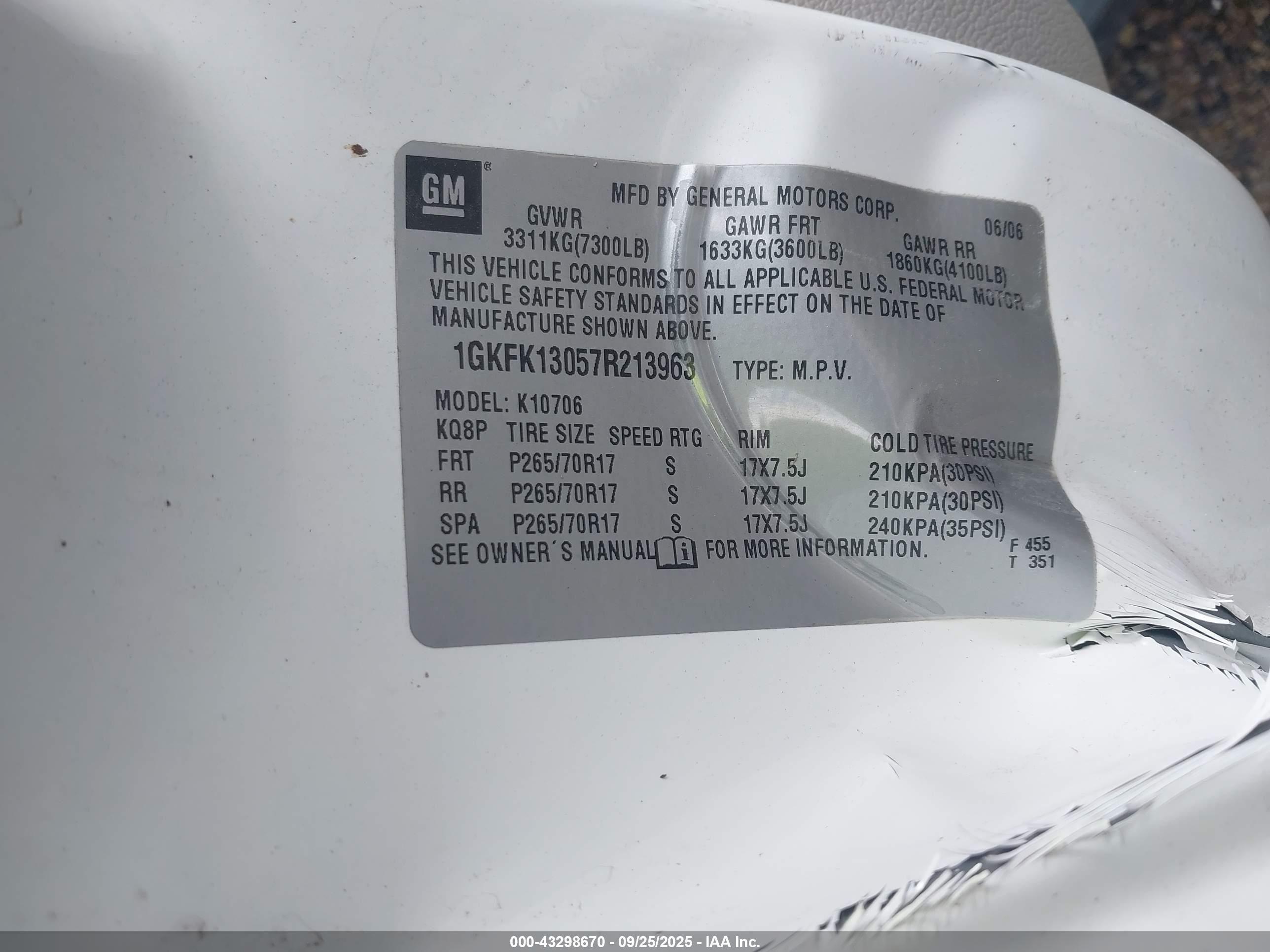 GMC YUKON image 9