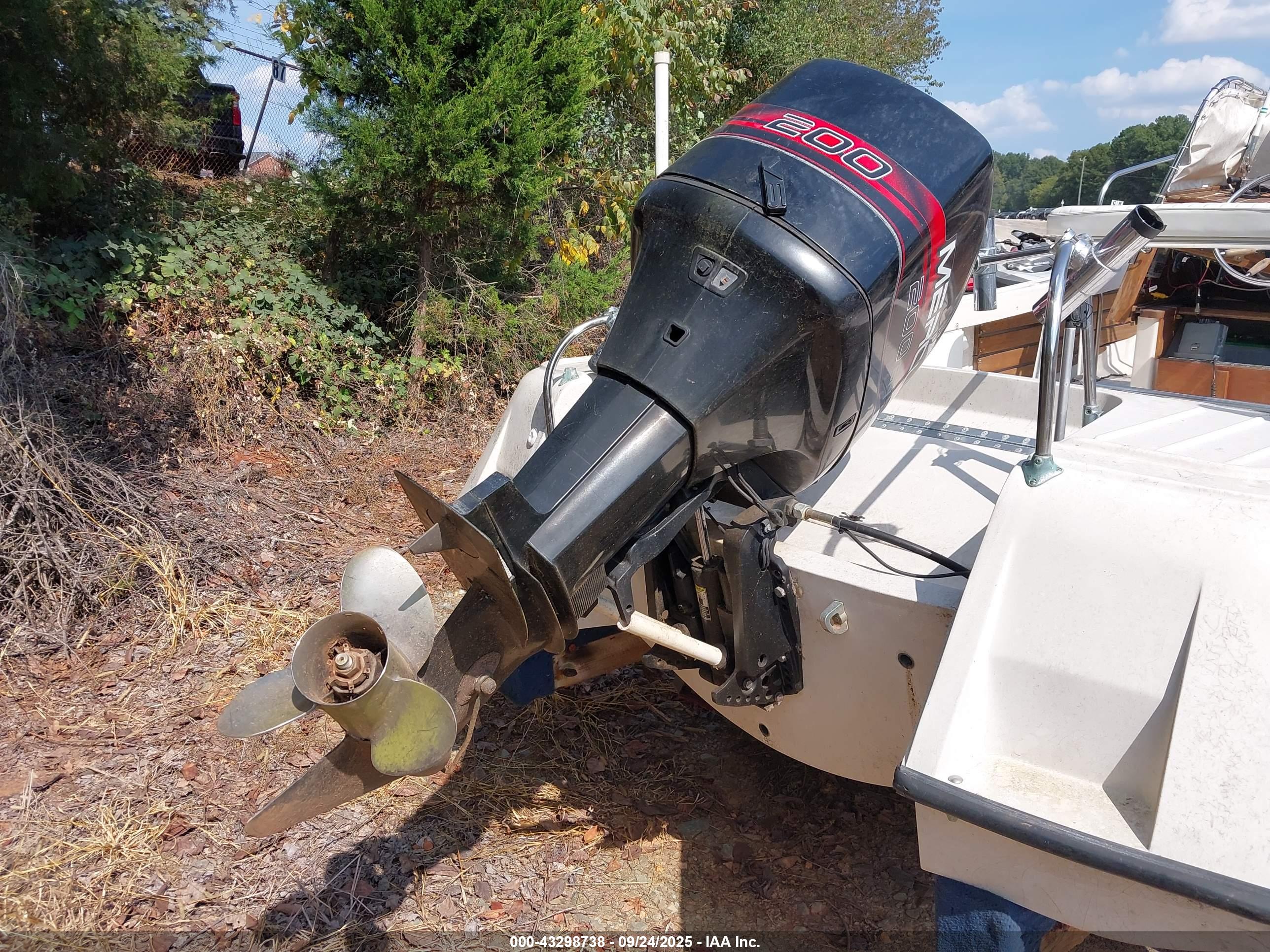 BOSTON WHALER image 10