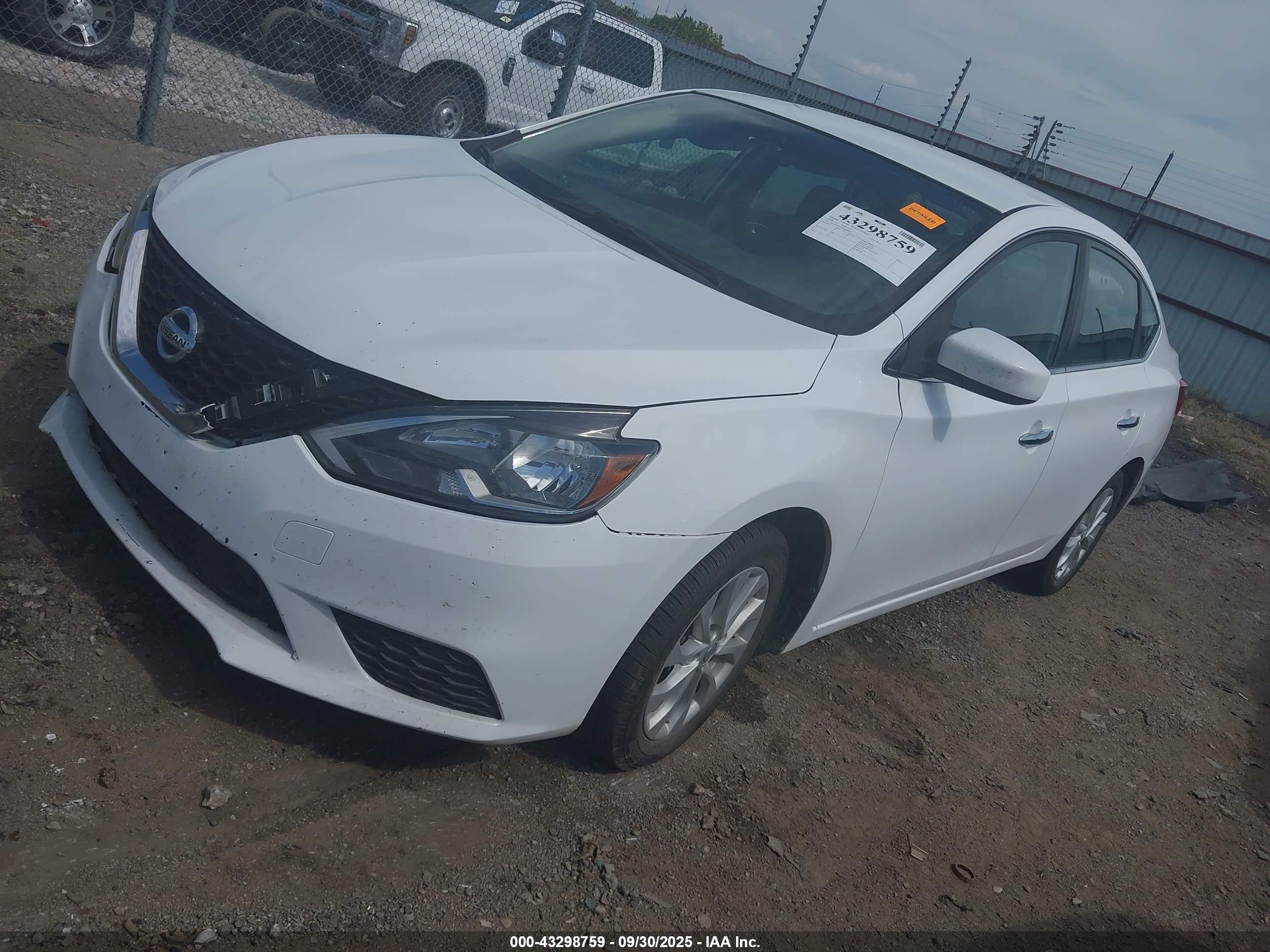 NISSAN SENTRA image 2
