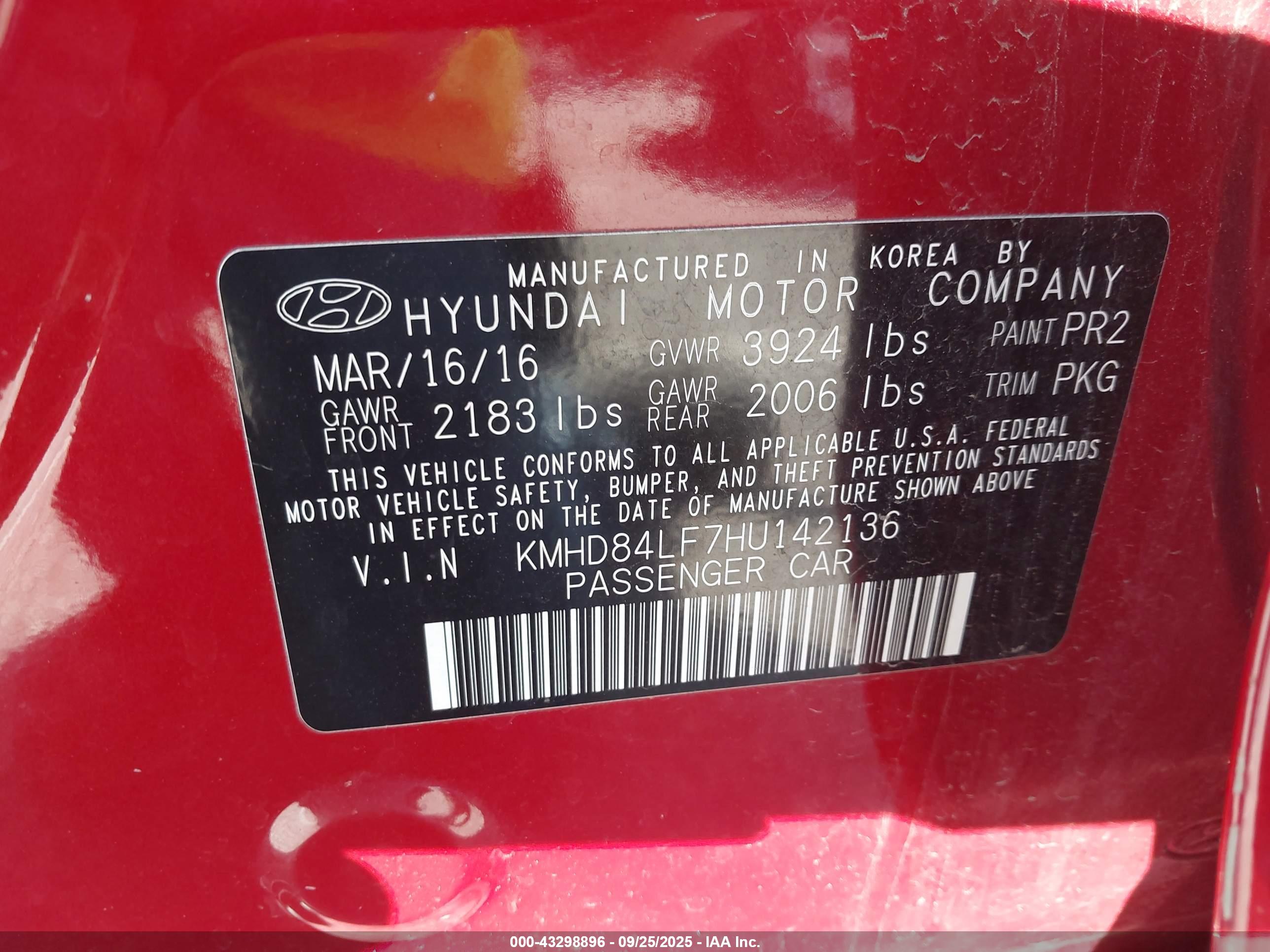HYUNDAI ELANTRA image 9