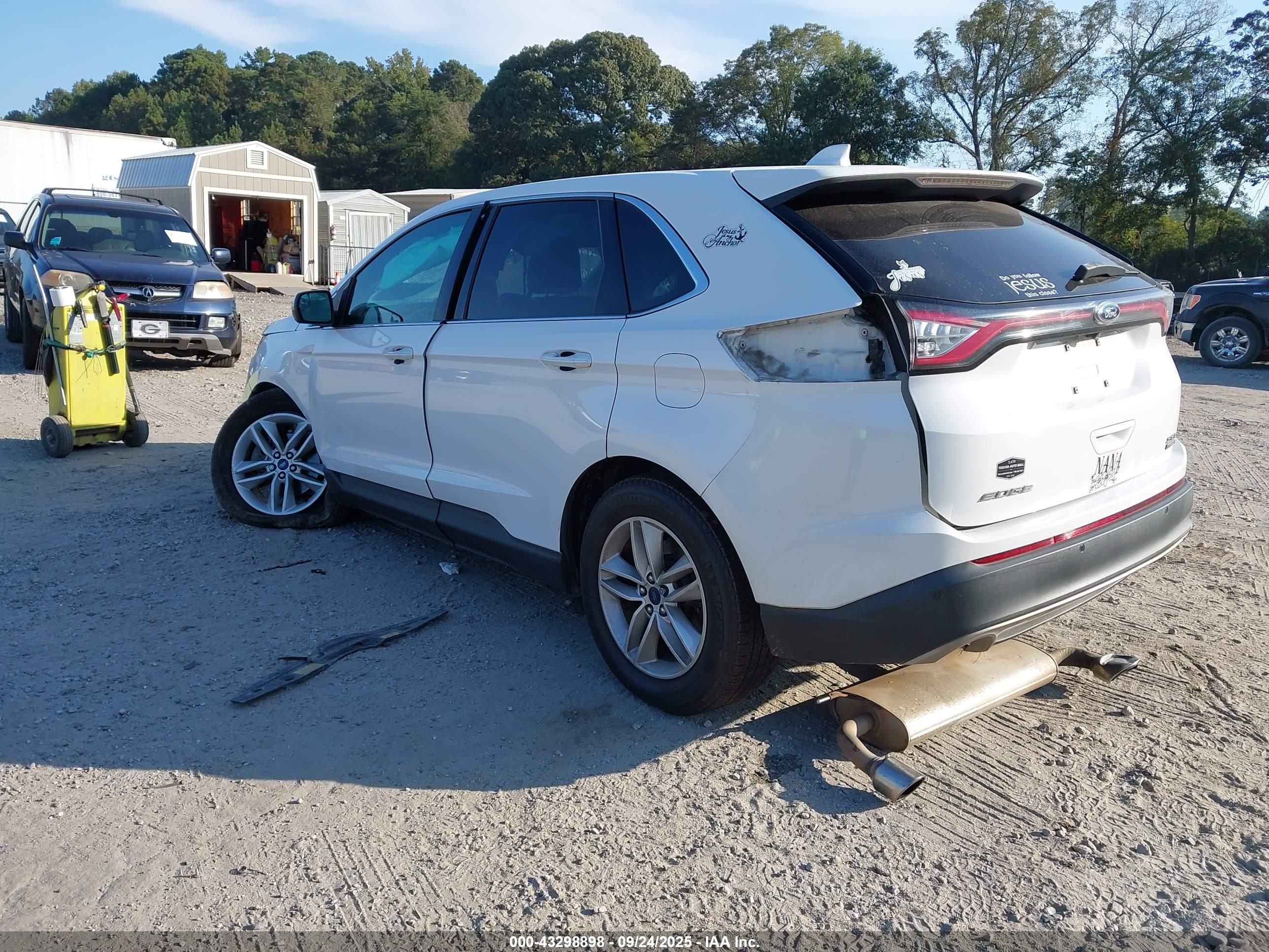 FORD EDGE image 3