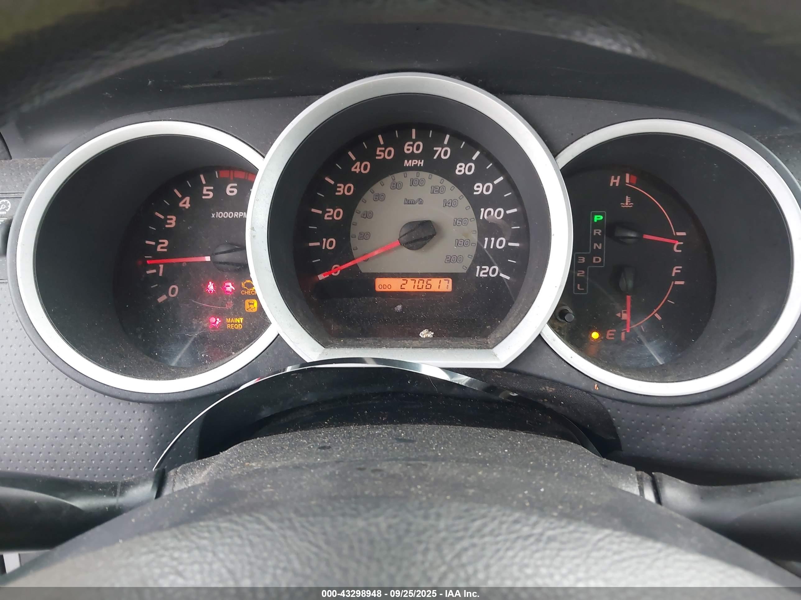 TOYOTA TACOMA image 7