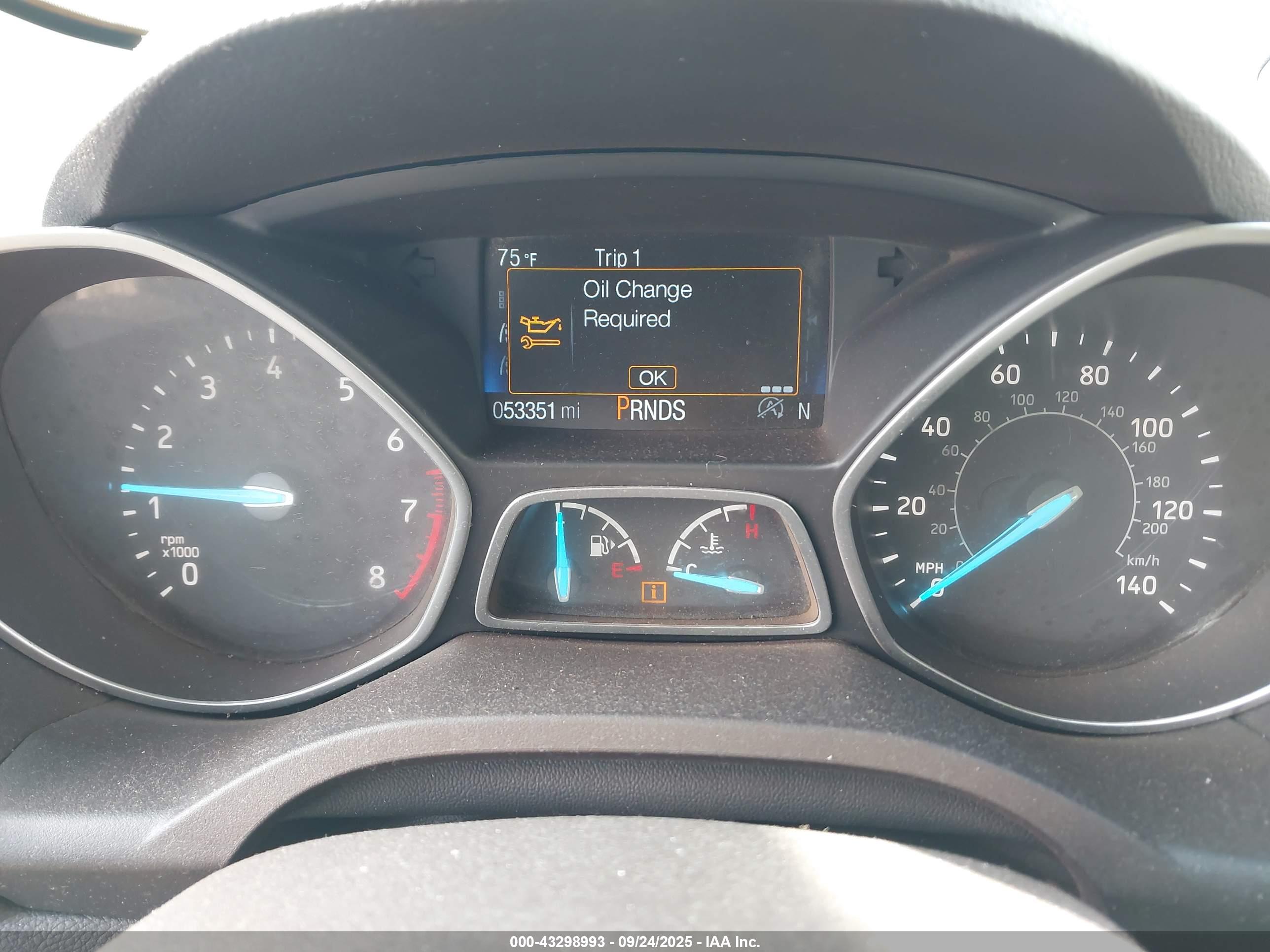 FORD ESCAPE image 7