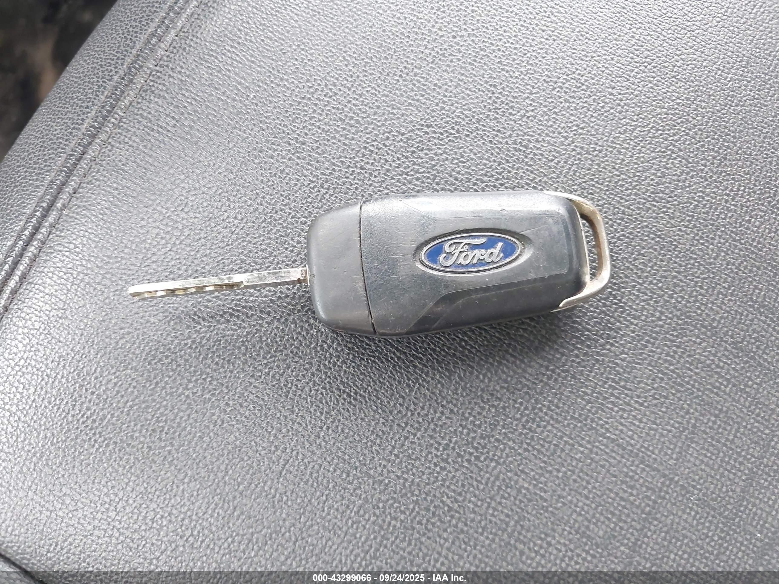 FORD TRANSIT image 11