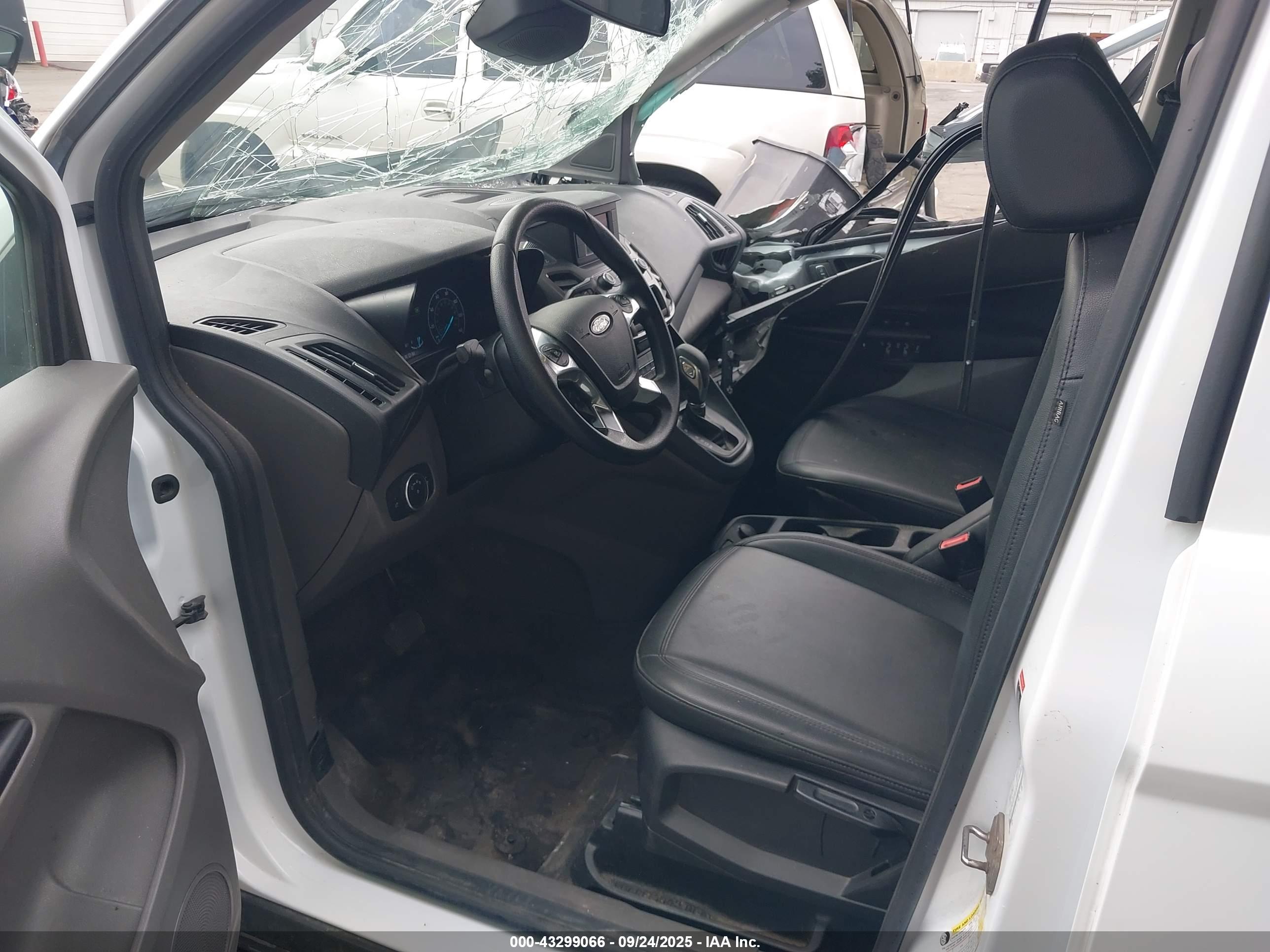 FORD TRANSIT image 5