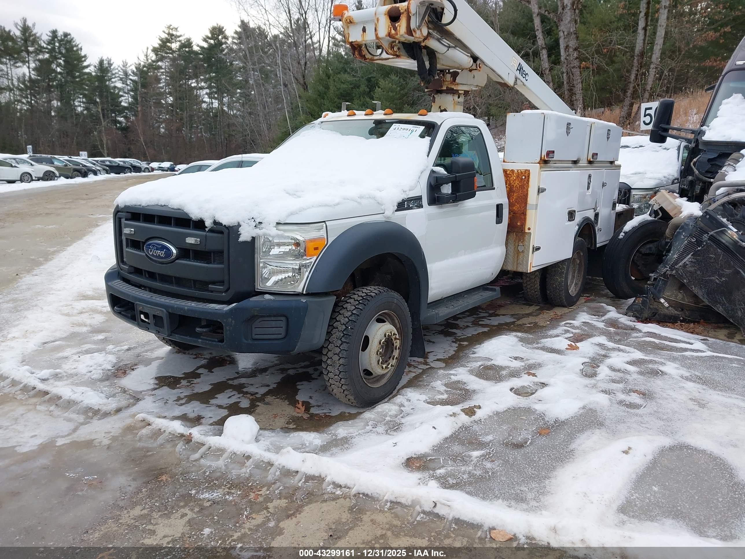 FORD F-450 image 2