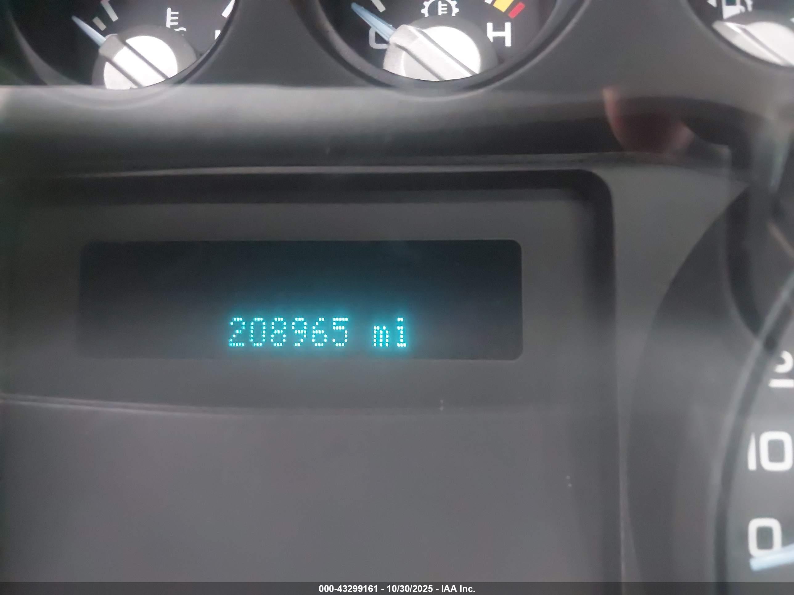 FORD F-450 image 6
