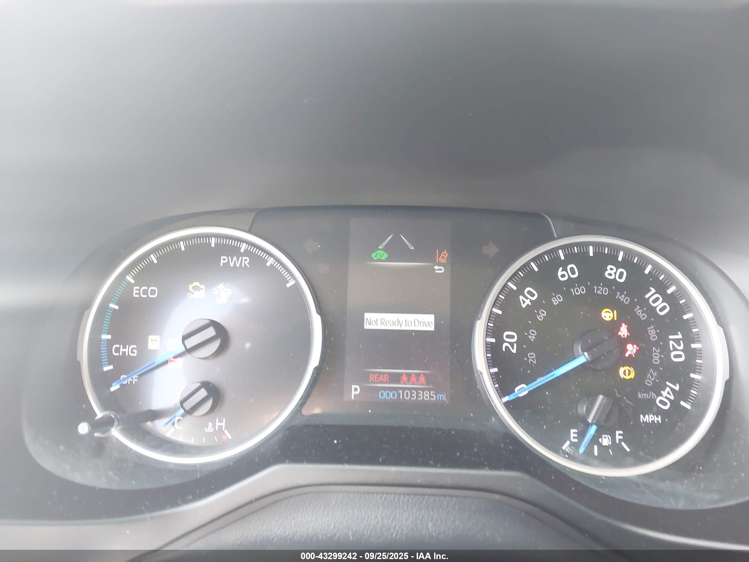TOYOTA RAV4 image 7