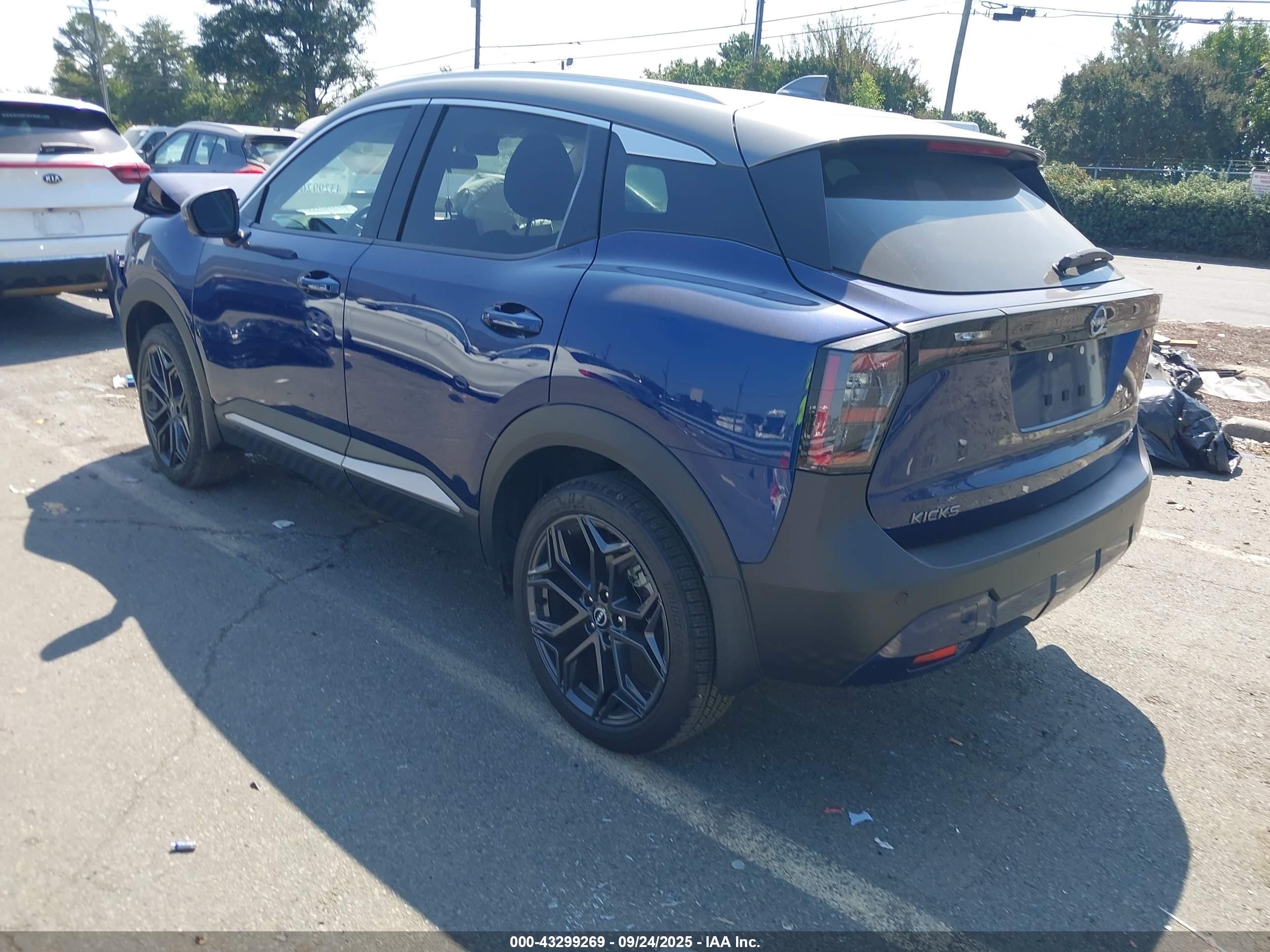 NISSAN KICKS image 3