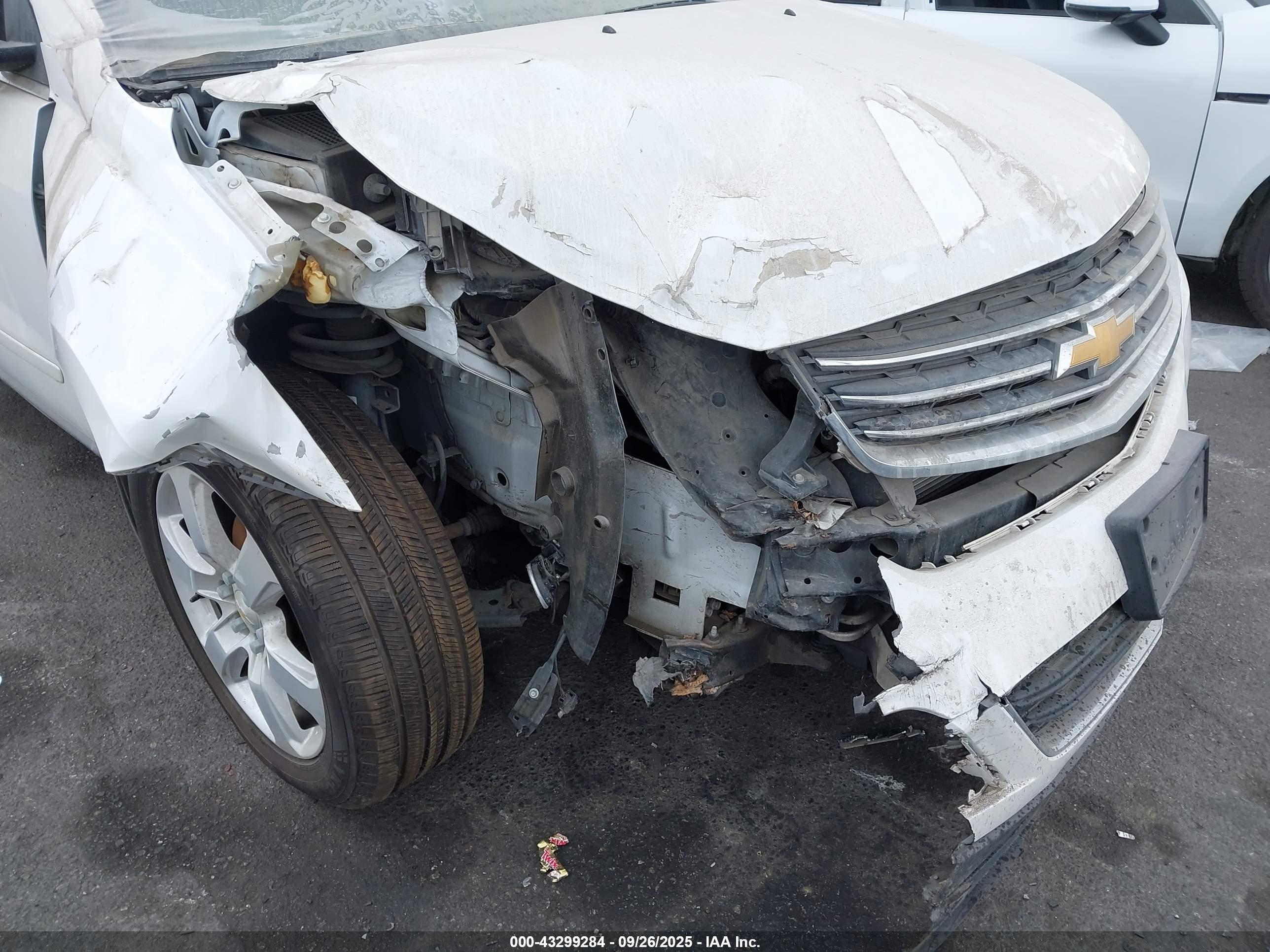 CHEVROLET TRAVERSE image 6