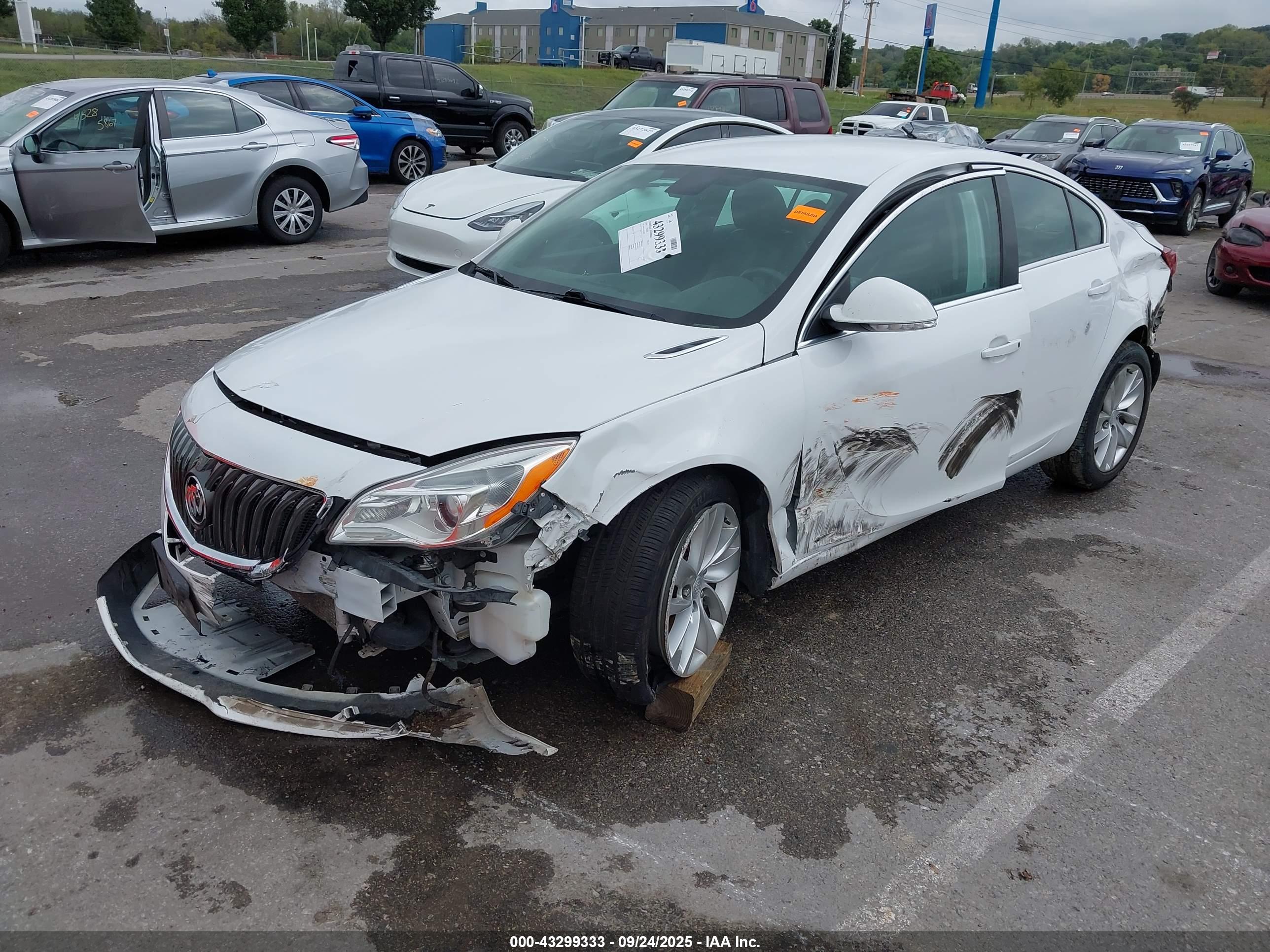 BUICK REGAL image 2