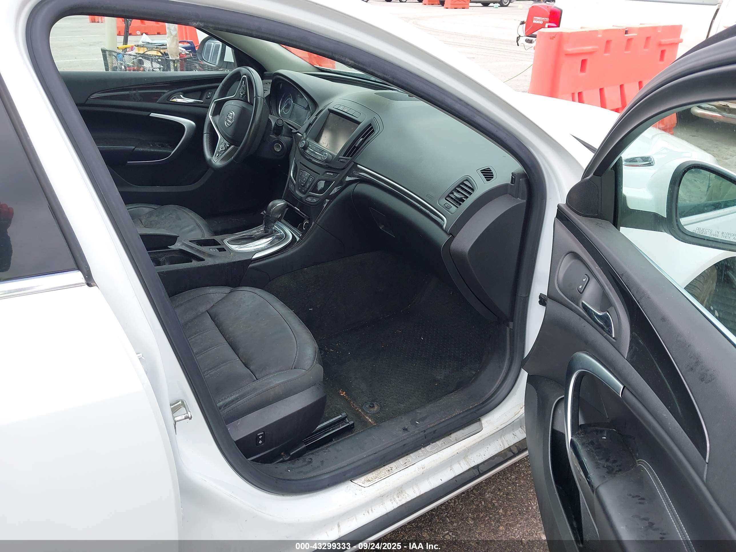 BUICK REGAL image 5