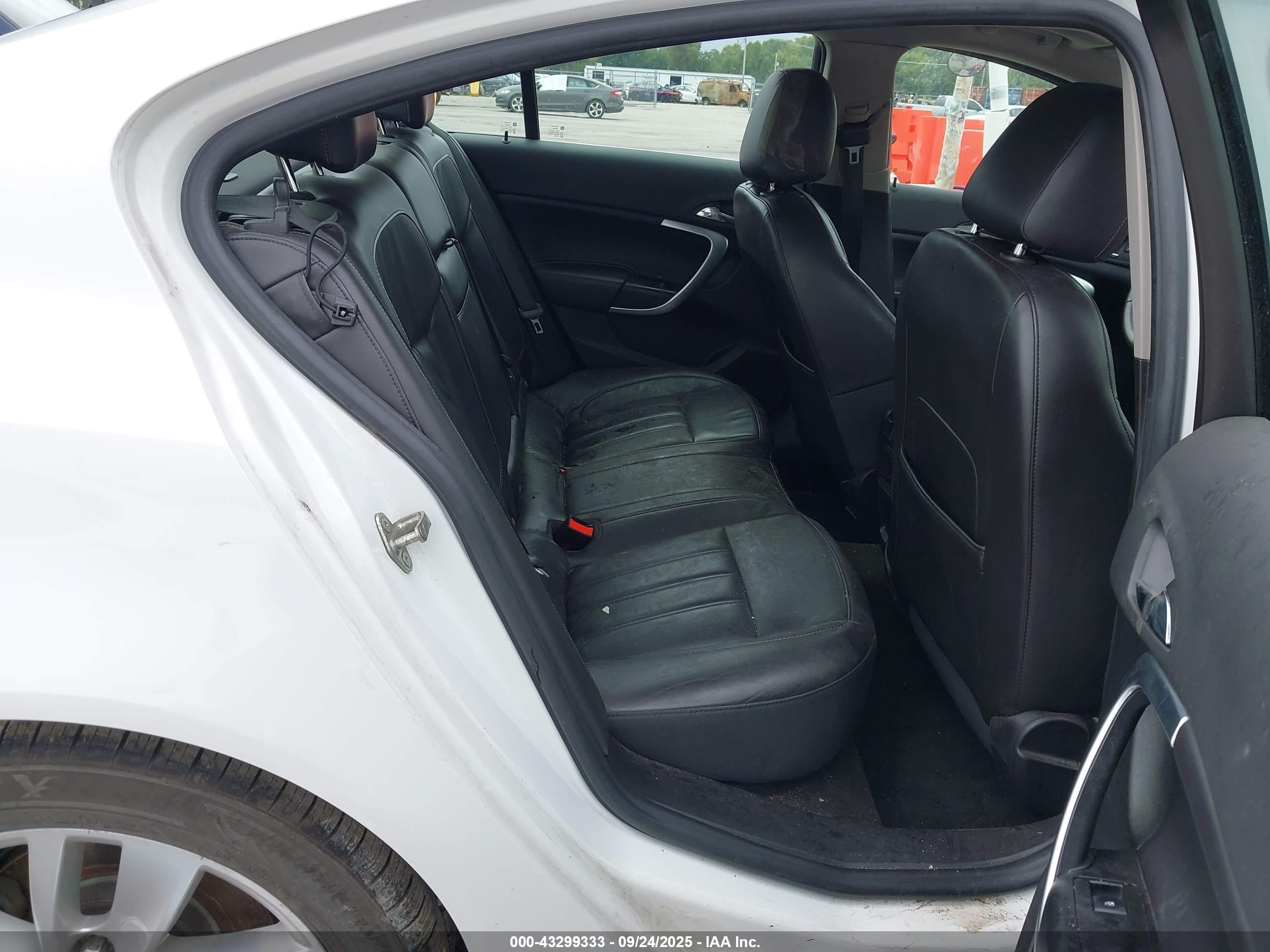 BUICK REGAL image 8