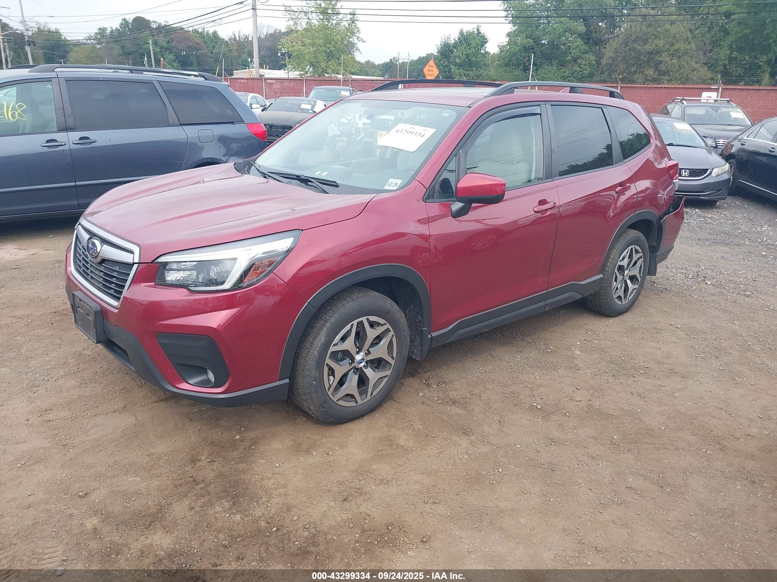 SUBARU FORESTER image 2