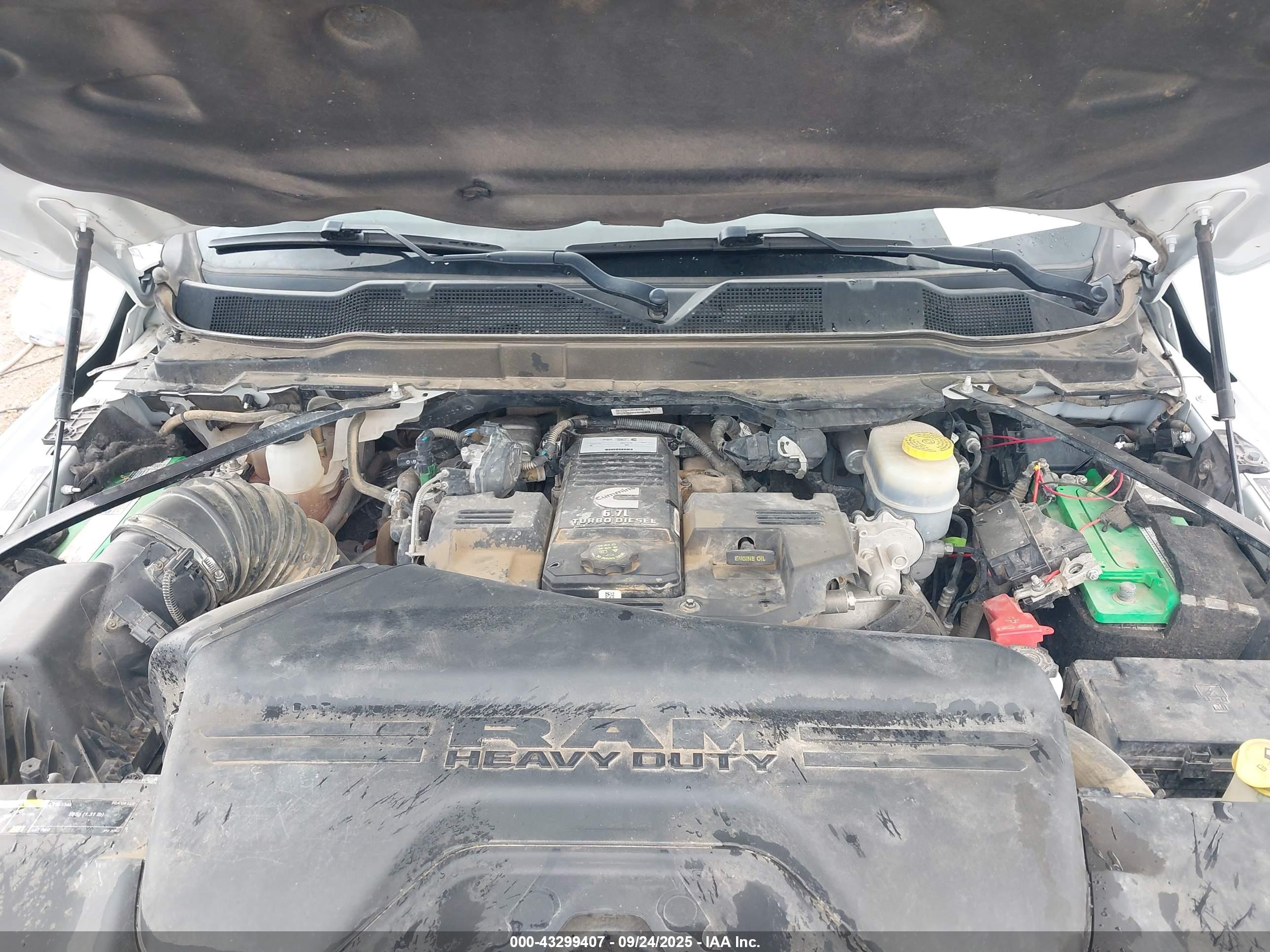 RAM 2500 image 10