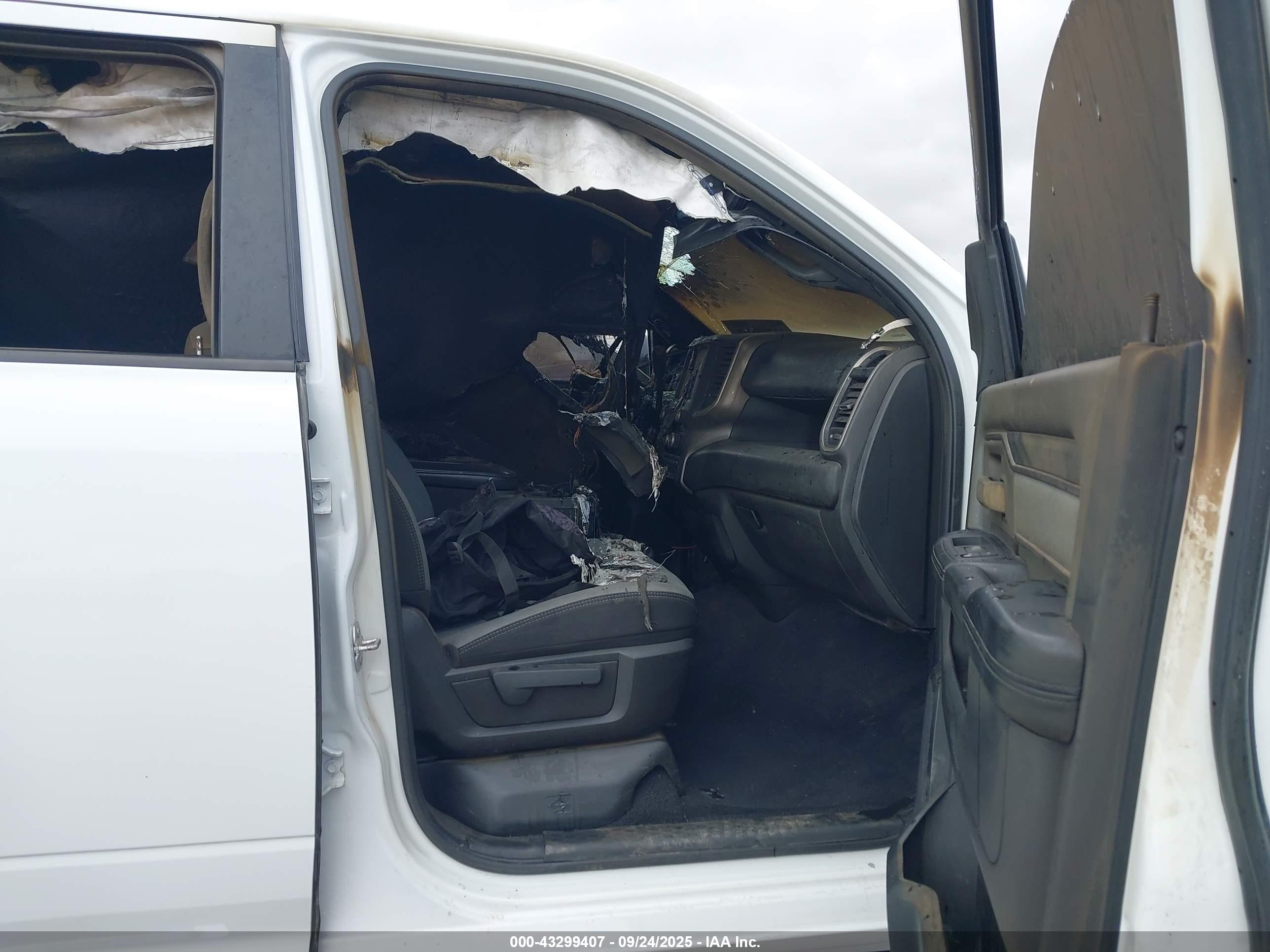 RAM 2500 image 5