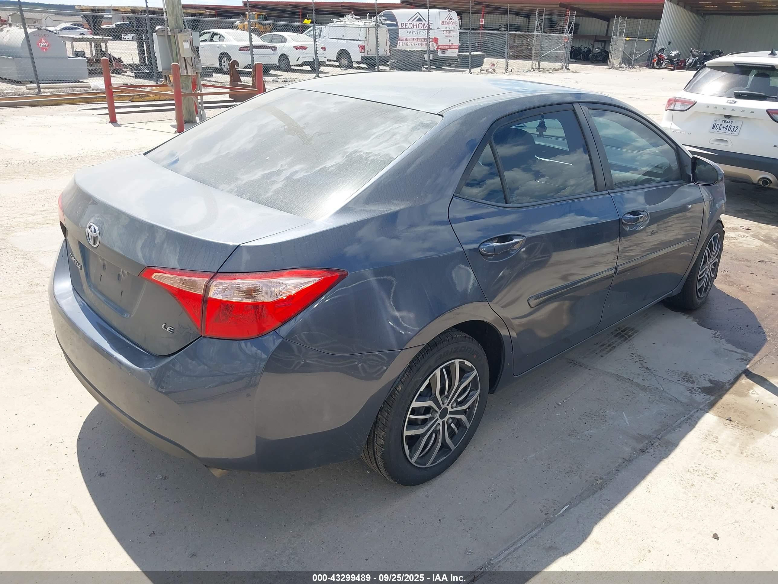 TOYOTA COROLLA image 4