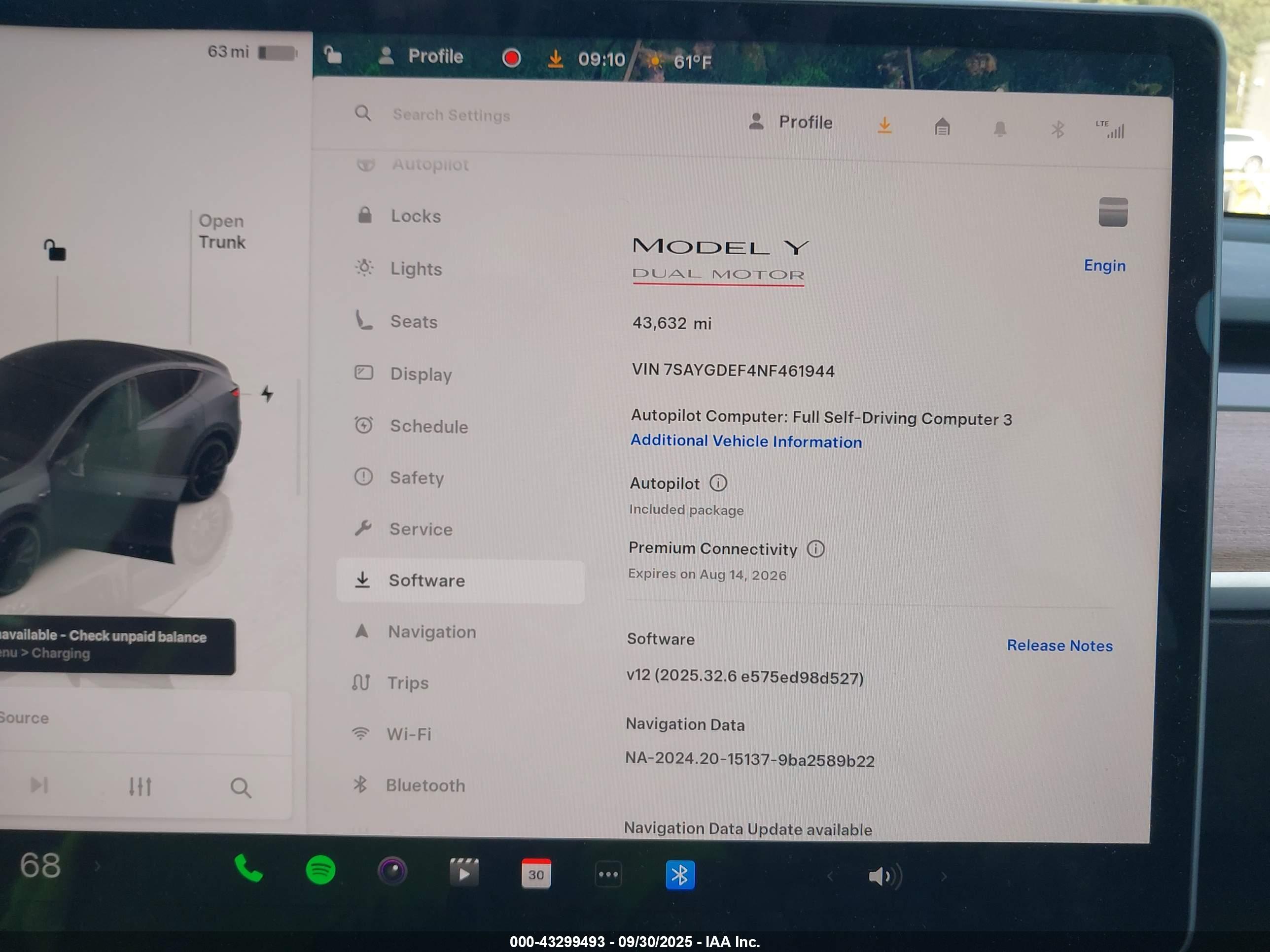 TESLA MODEL image 7