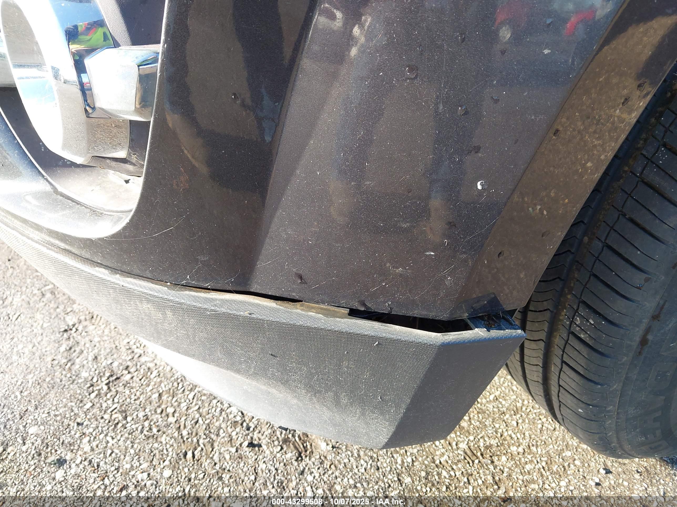 CHEVROLET EQUINOX image 6