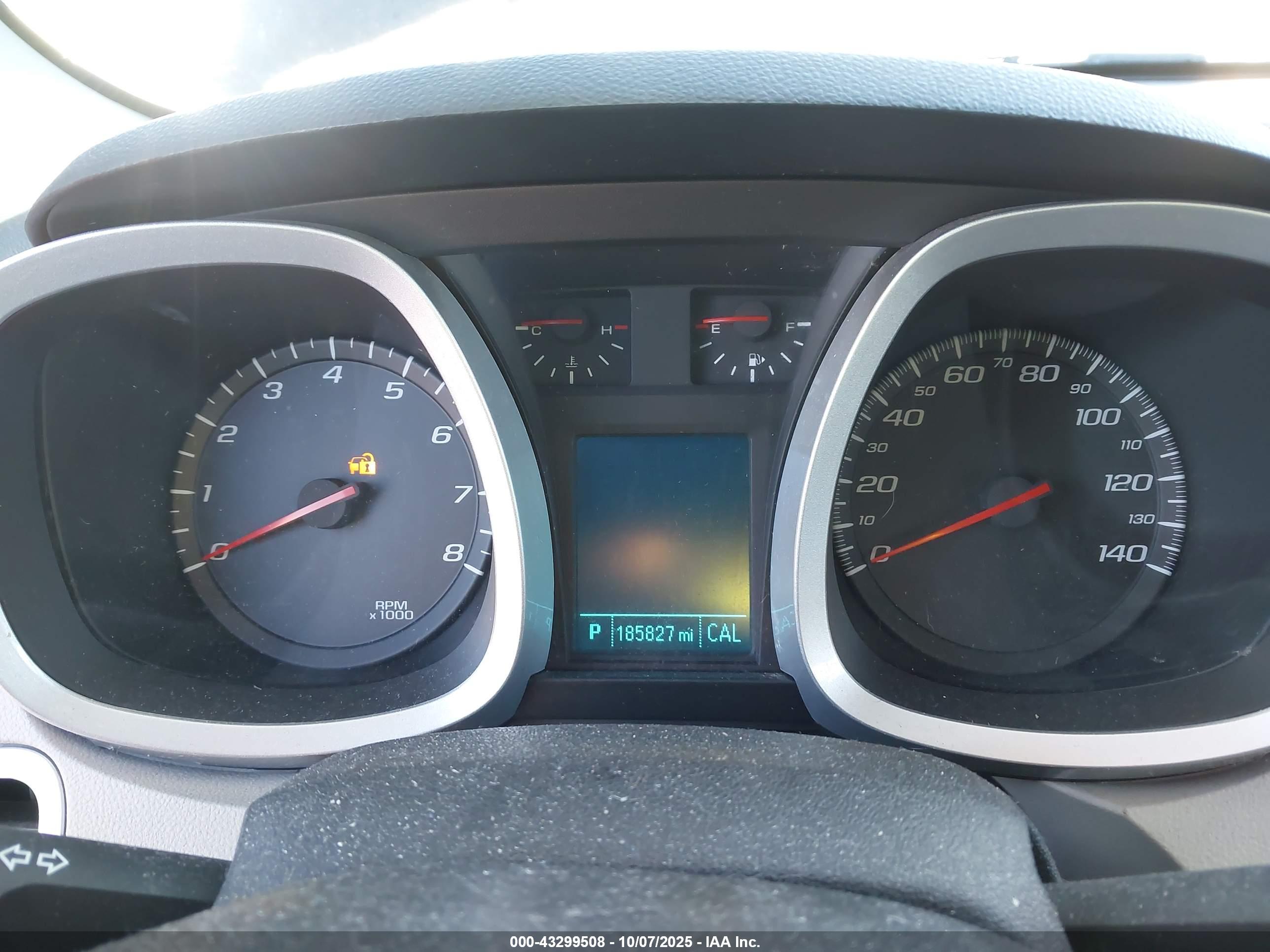 CHEVROLET EQUINOX image 7
