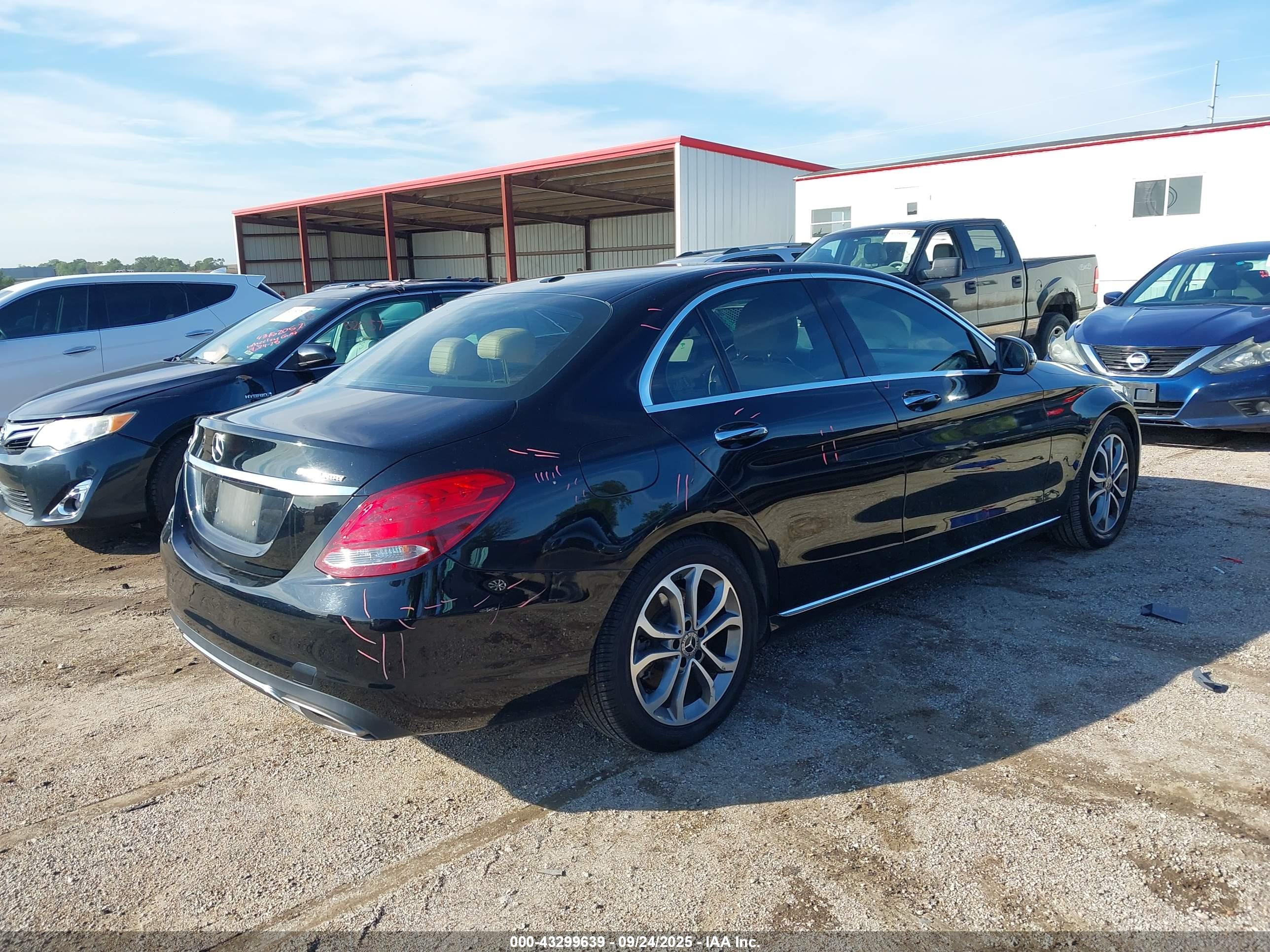 MERCEDES-BENZ C image 4