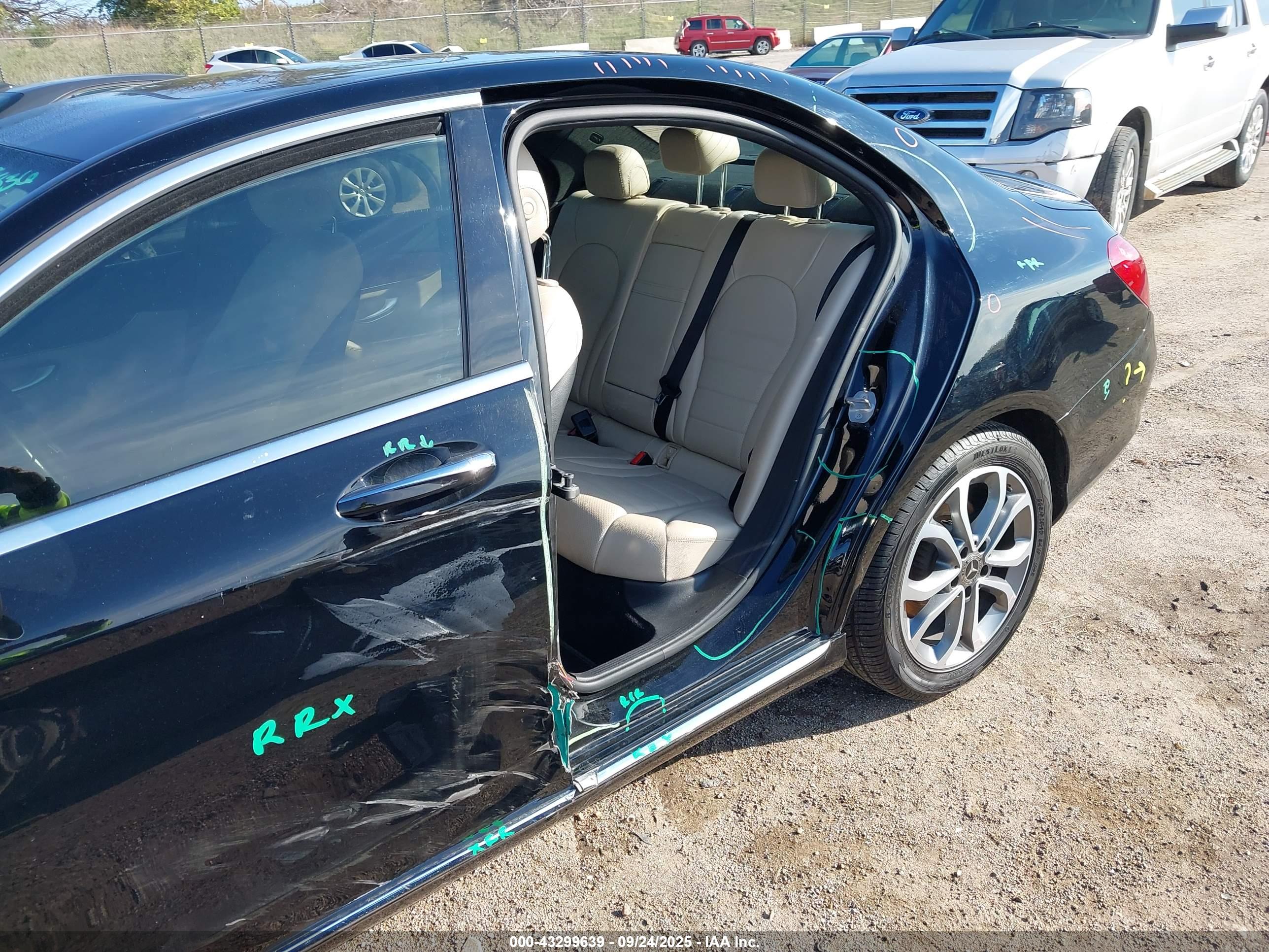 MERCEDES-BENZ C image 6