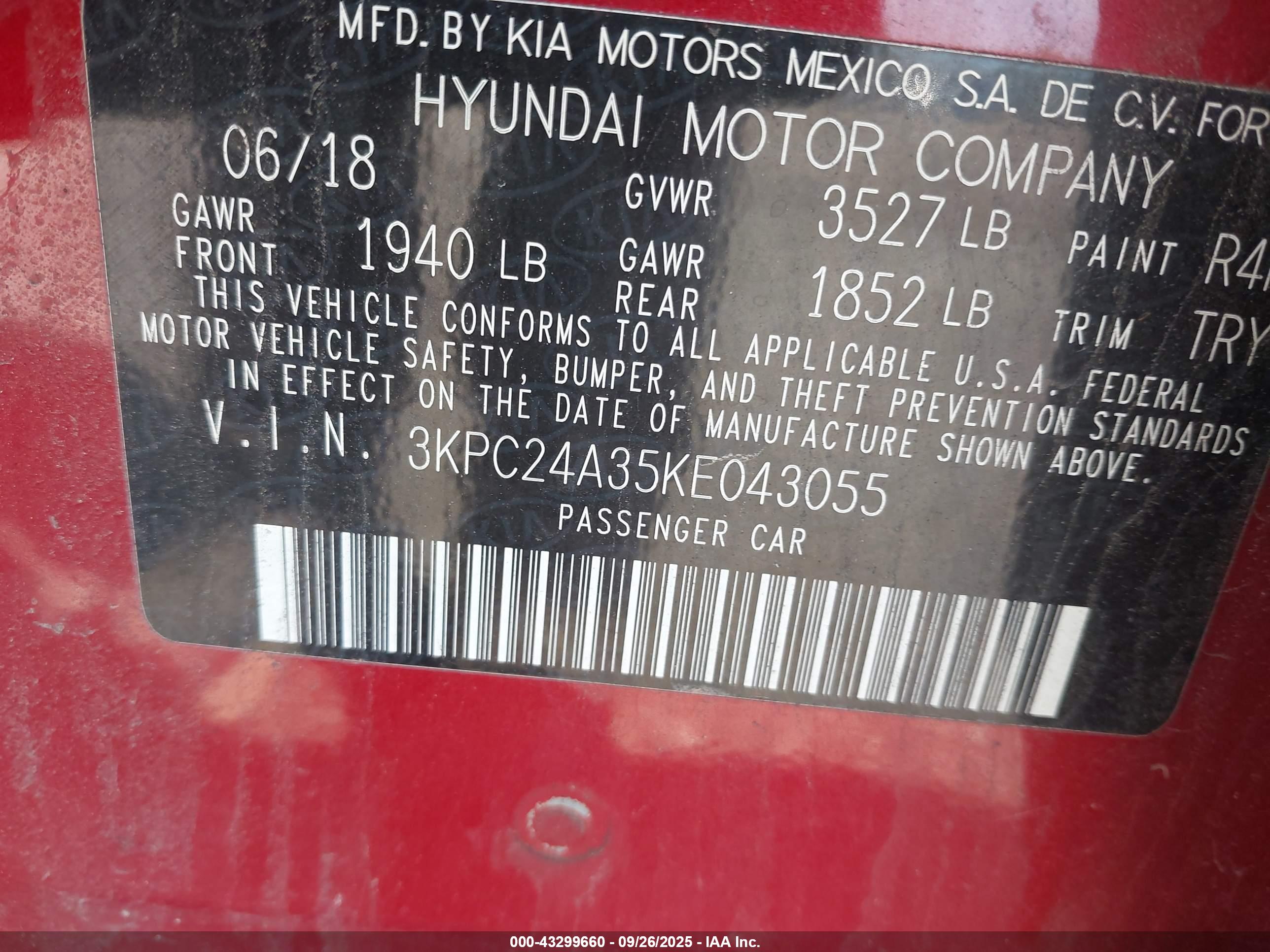 HYUNDAI ACCENT image 9