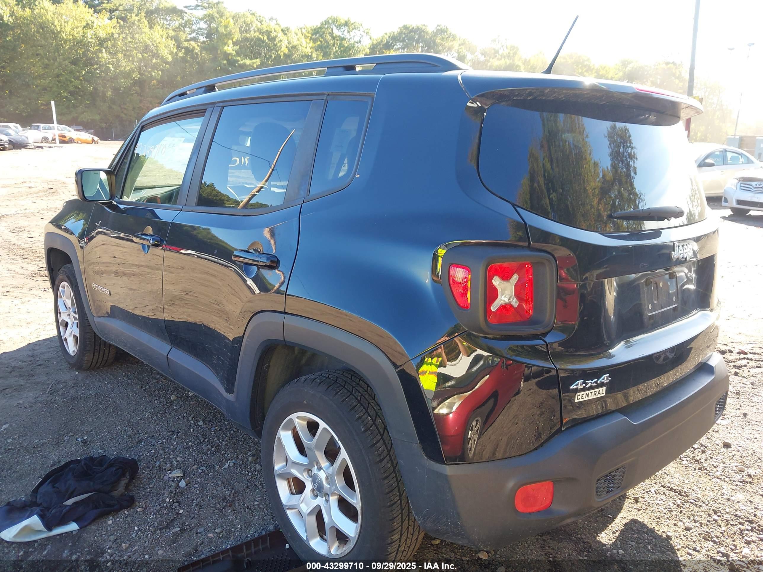 JEEP RENEGADE image 3