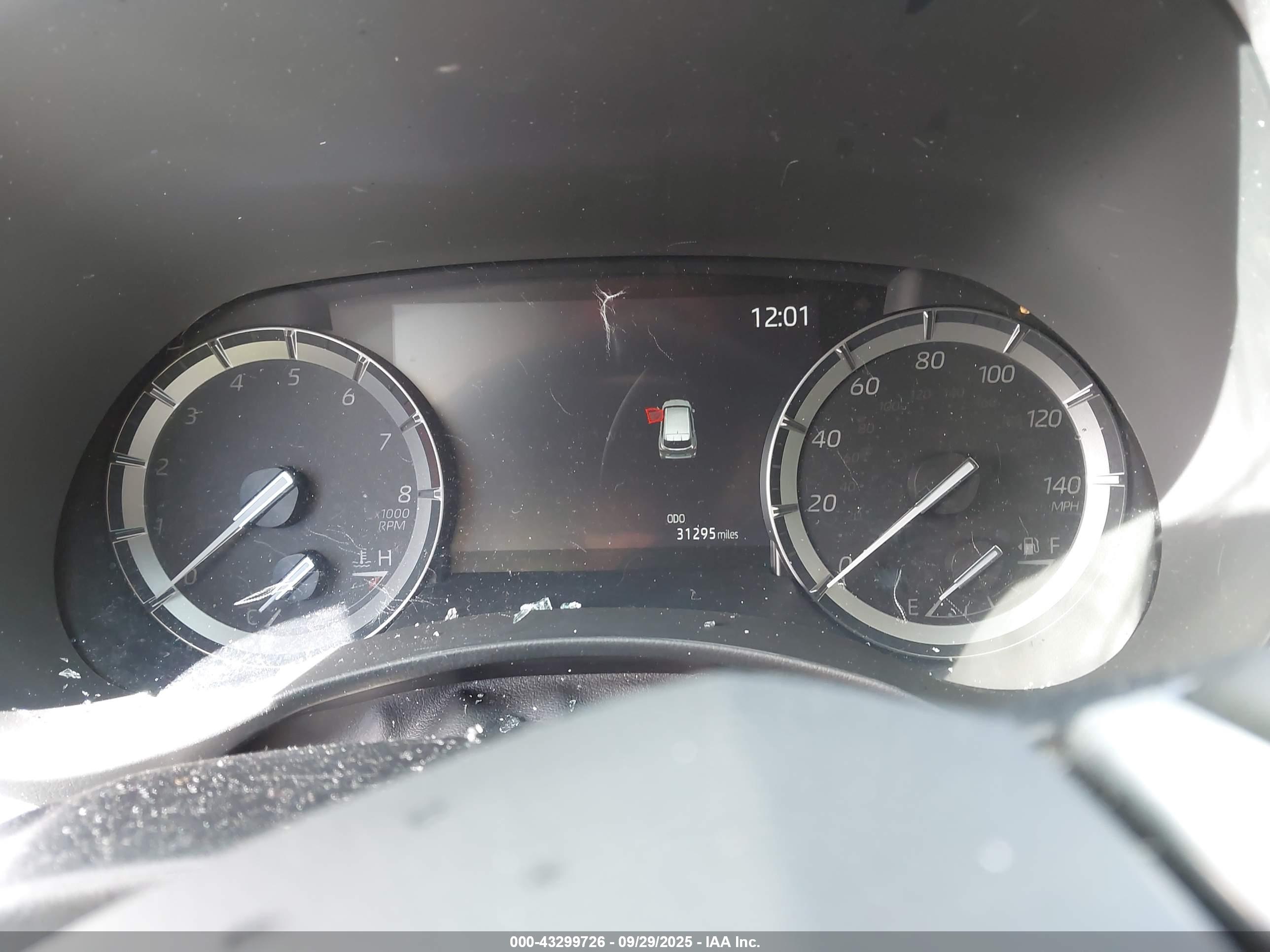 TOYOTA HIGHLANDER image 7