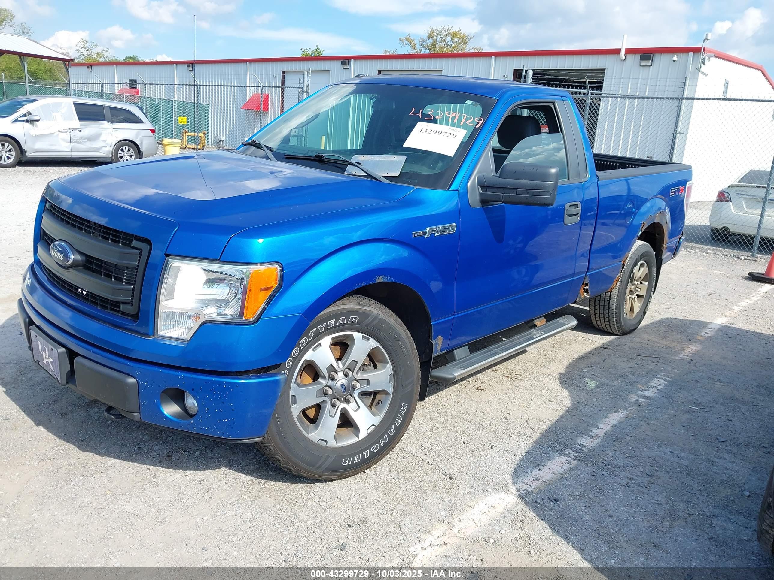 FORD F-150 image 2