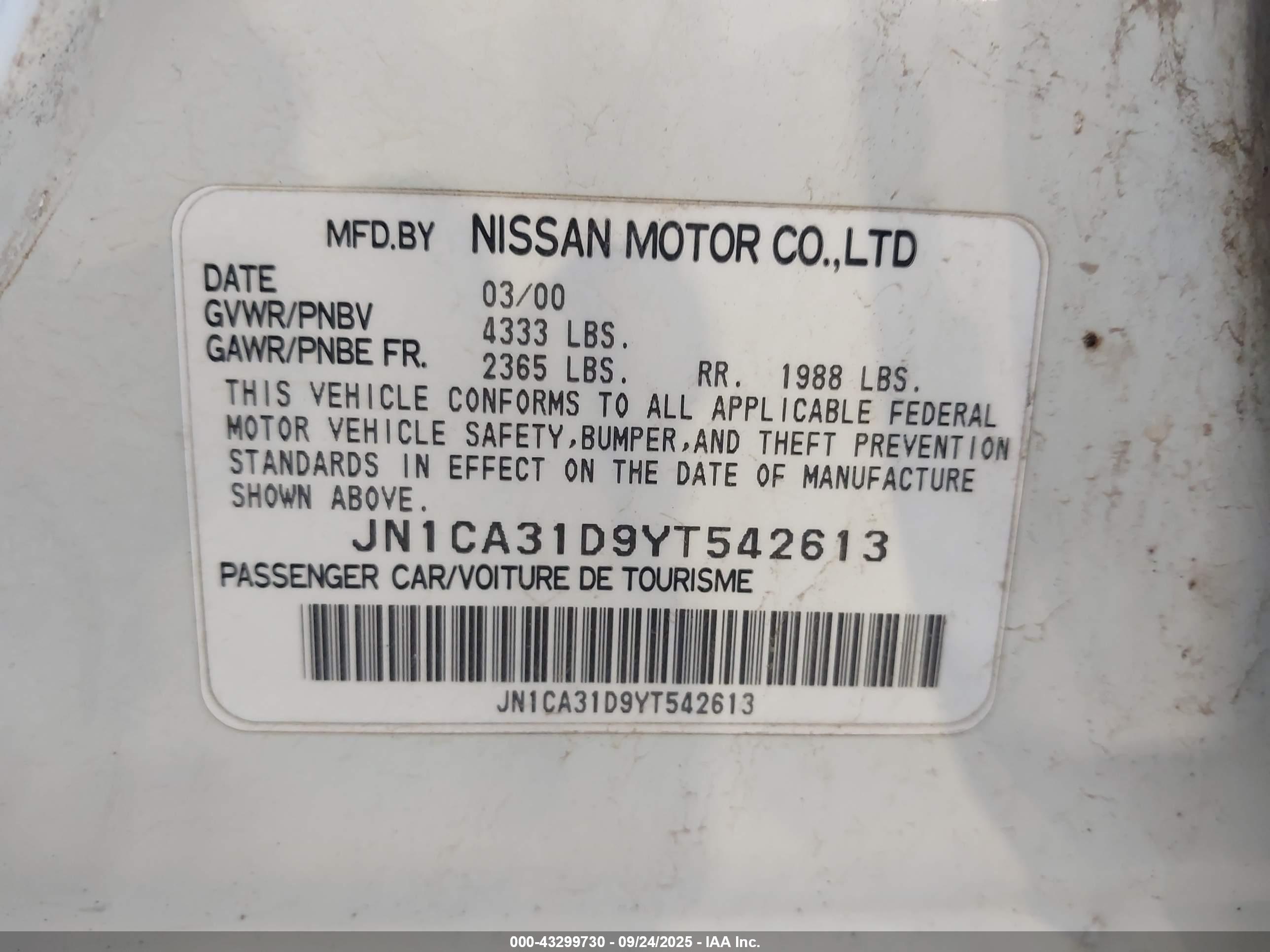 NISSAN MAXIMA image 9