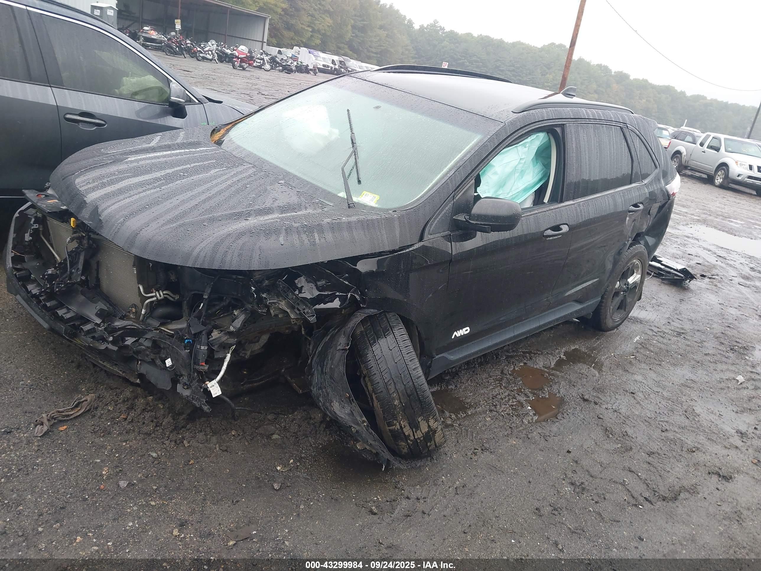 FORD EDGE image 2