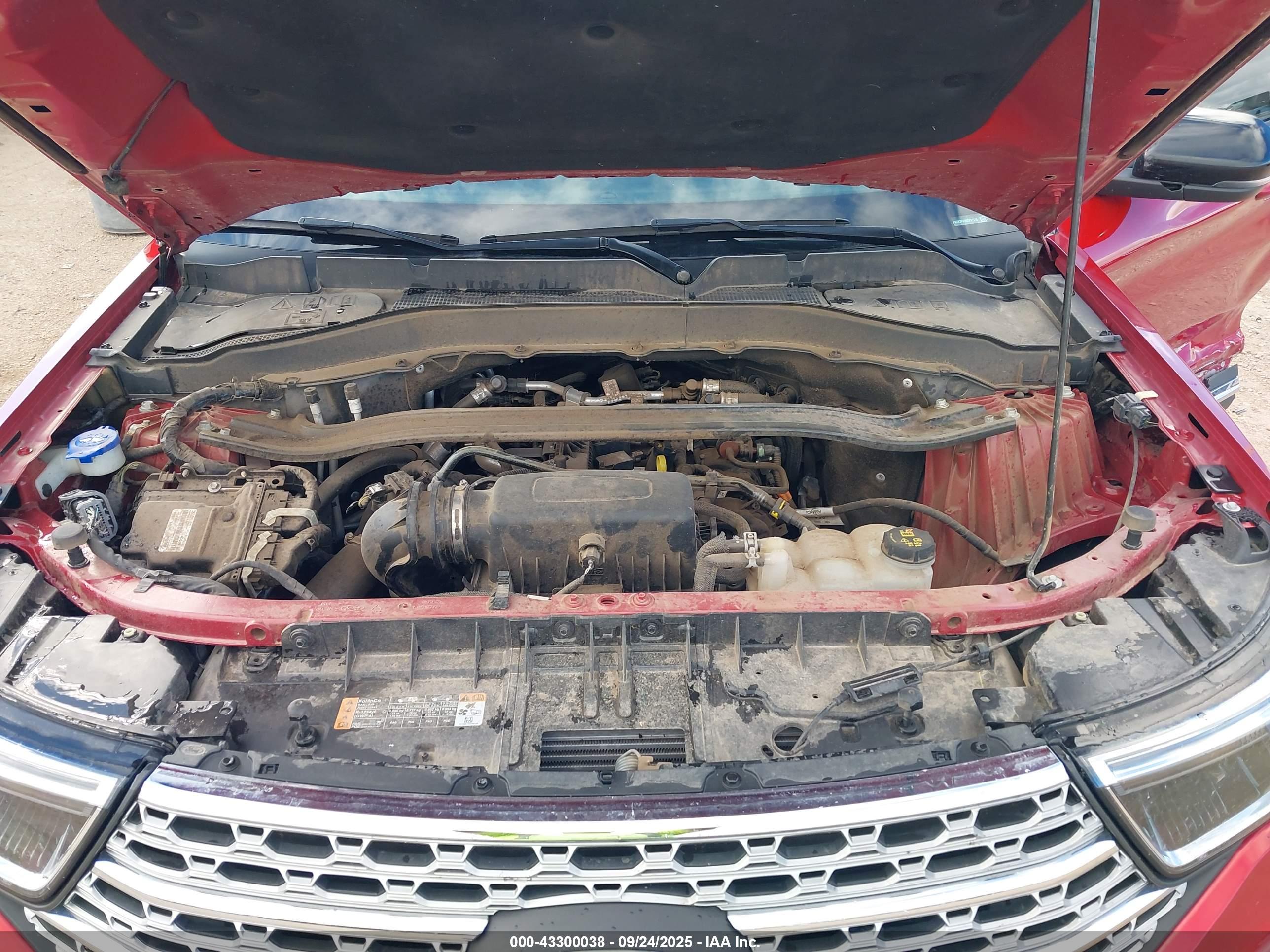 FORD EXPLORER image 10