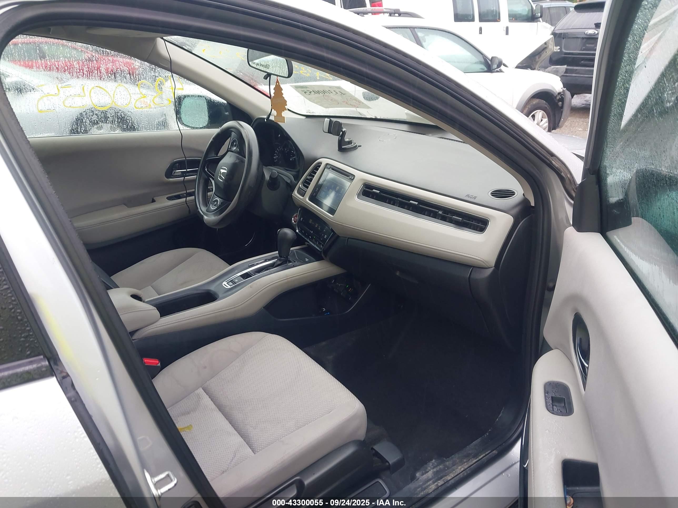 HONDA HR-V image 5