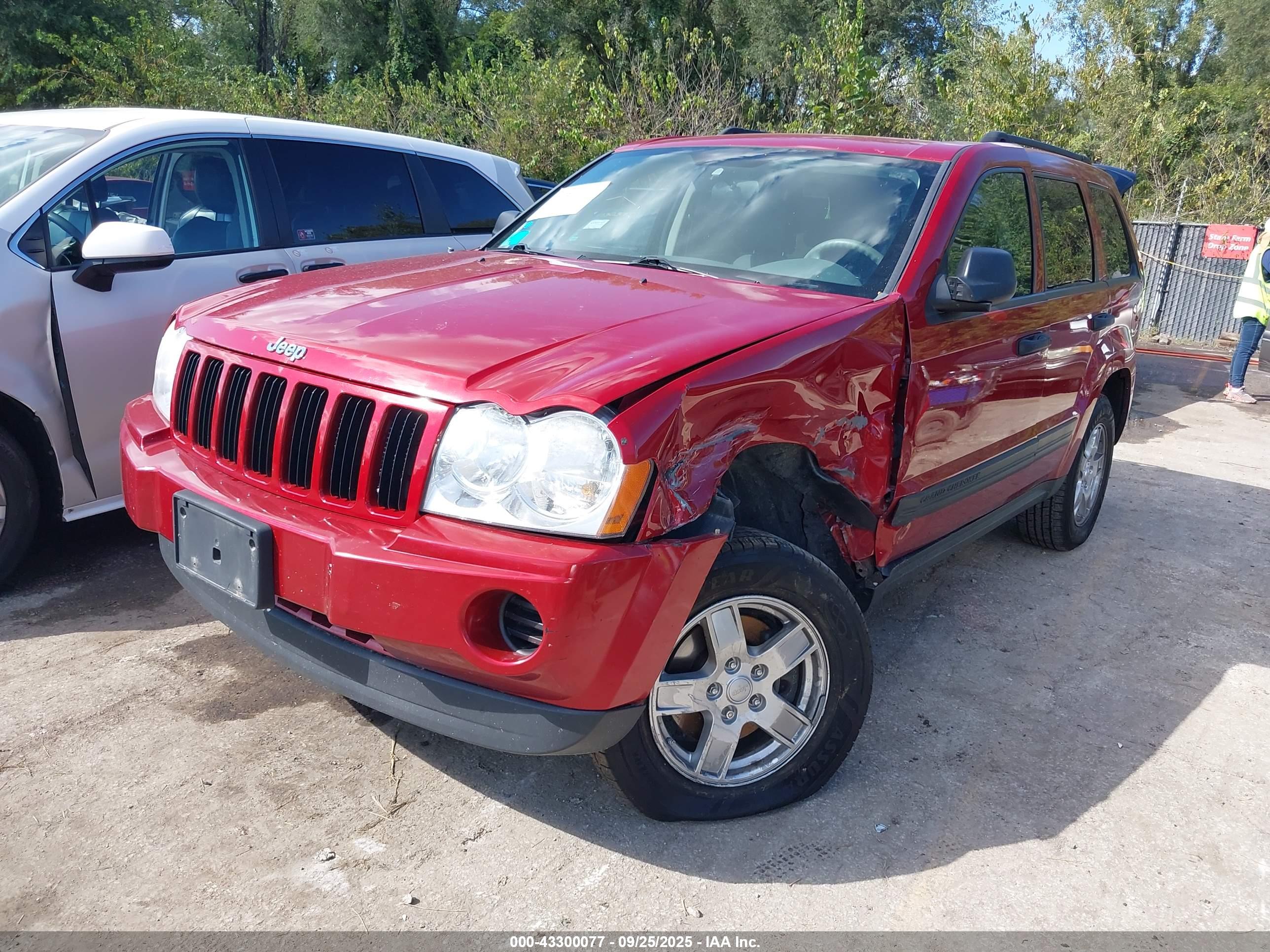 JEEP GRAND image 2