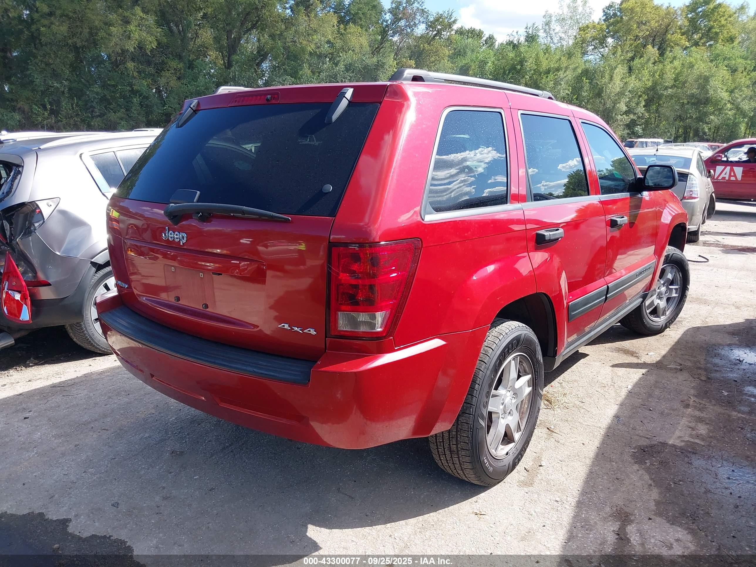 JEEP GRAND image 4