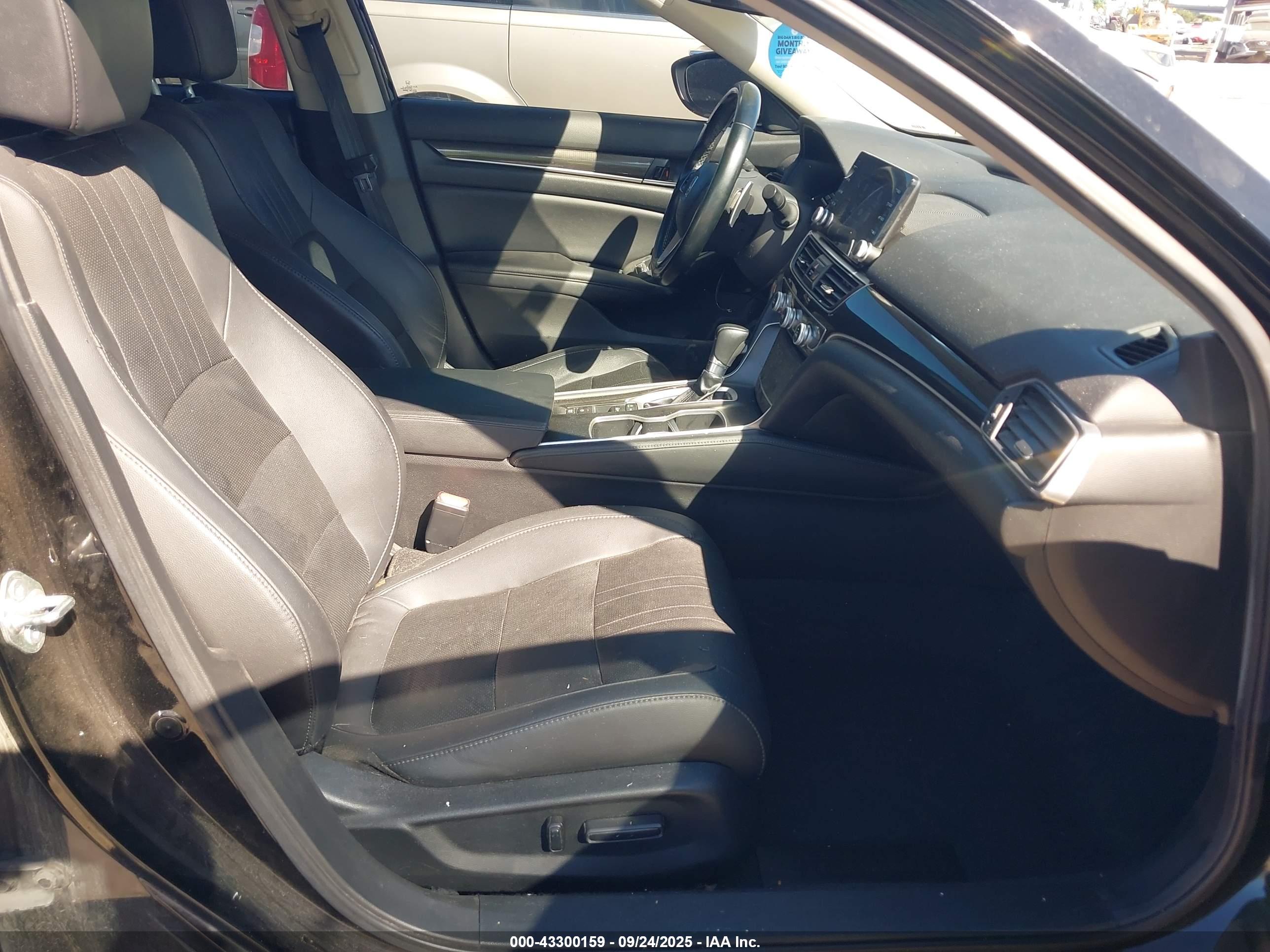 HONDA ACCORD image 5