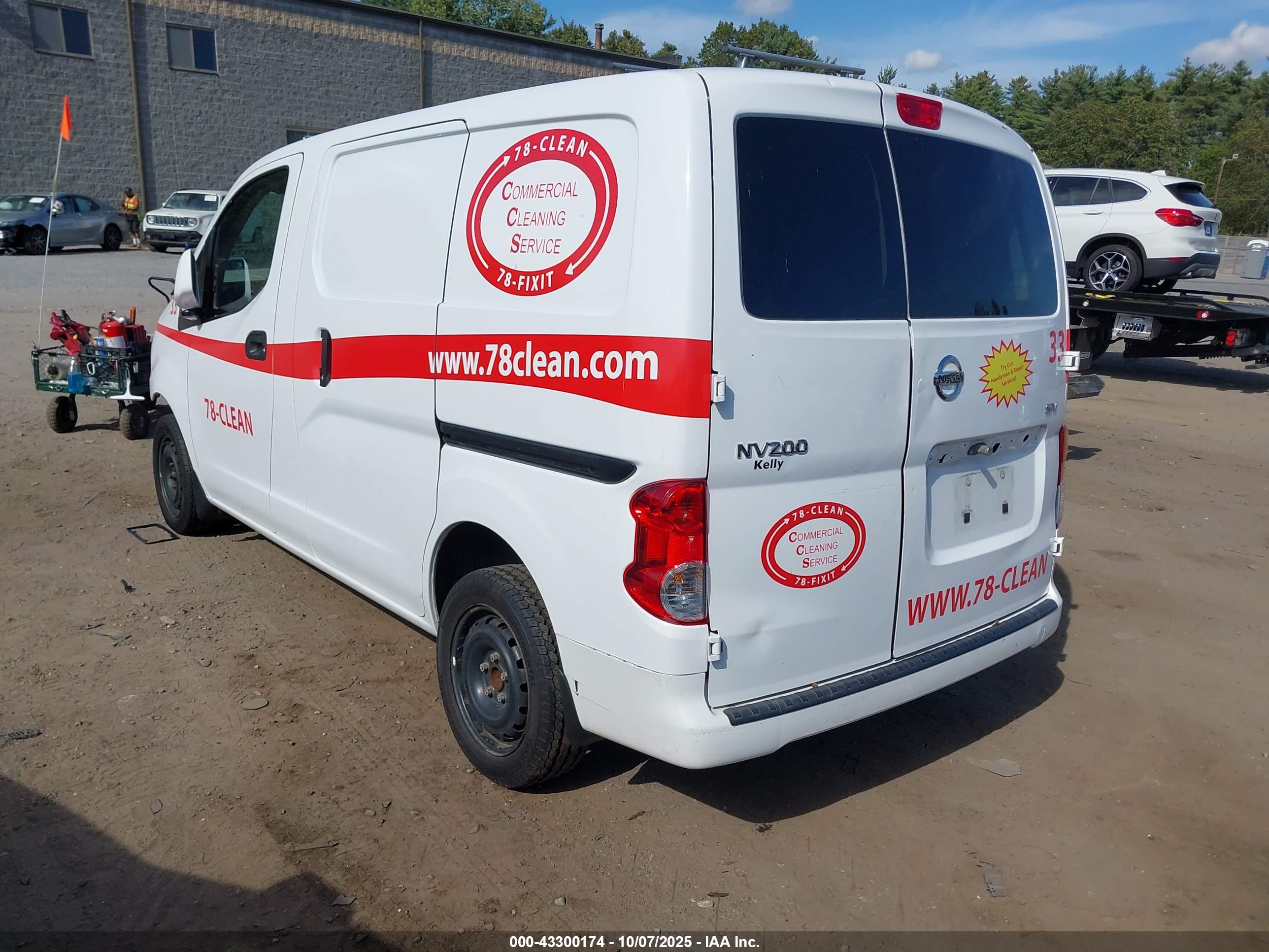 NISSAN NV200 image 3