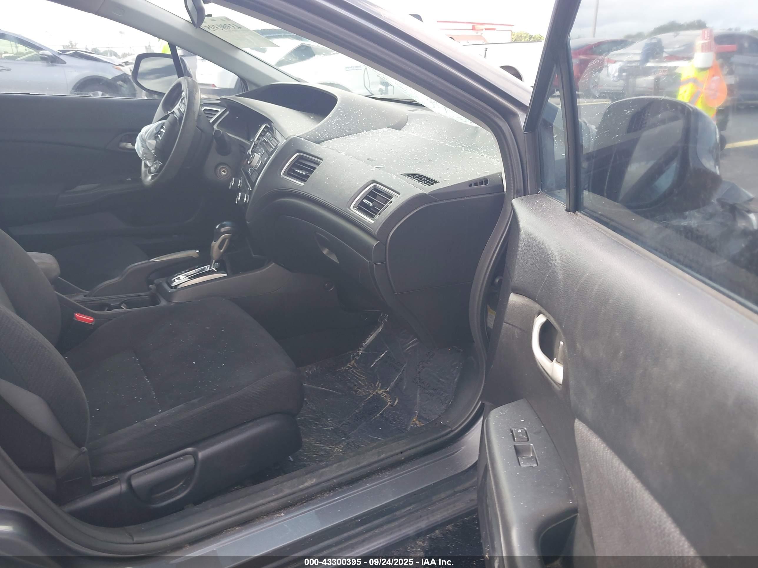 HONDA CIVIC image 5