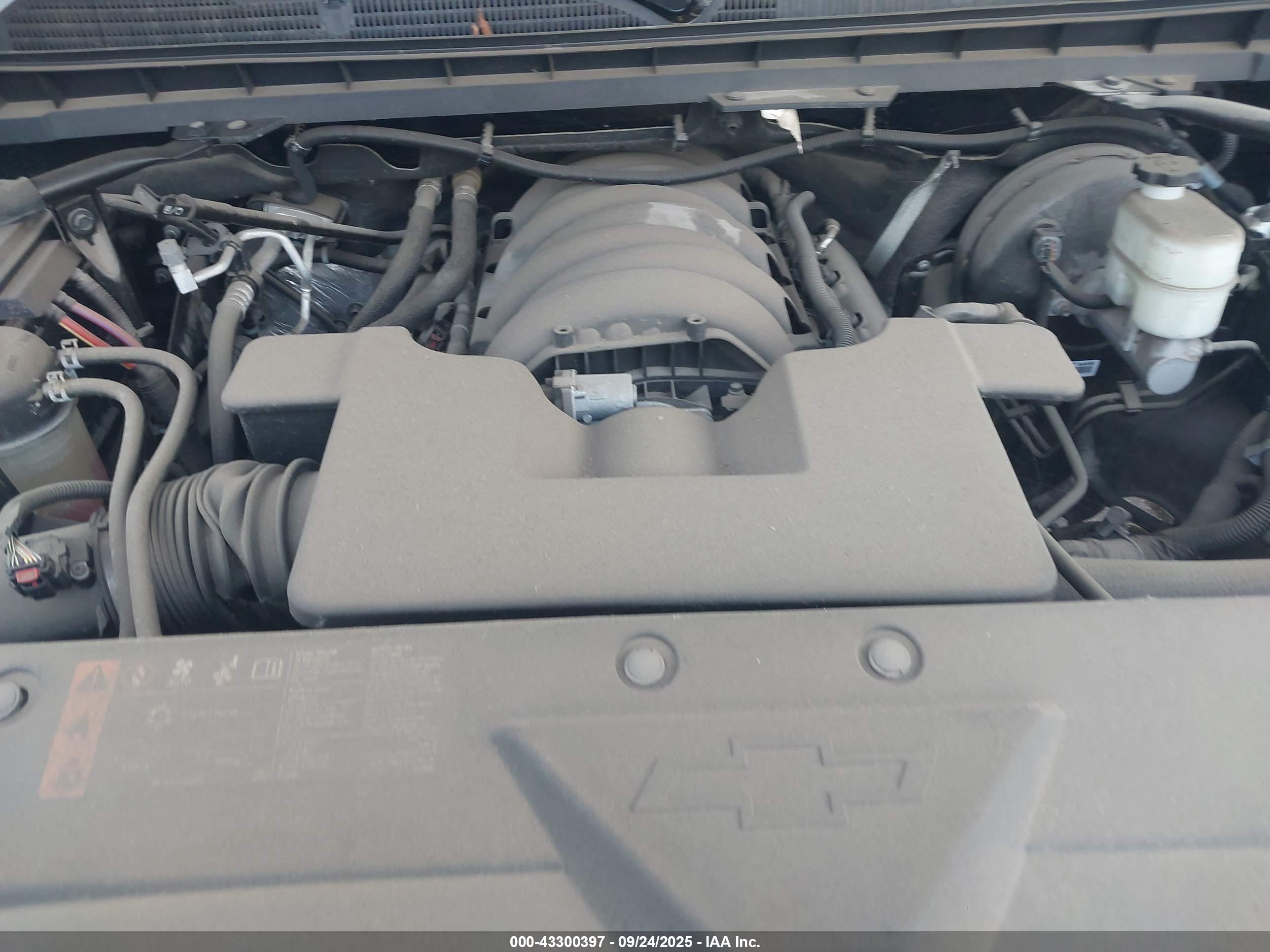 CHEVROLET SILVERADO image 10
