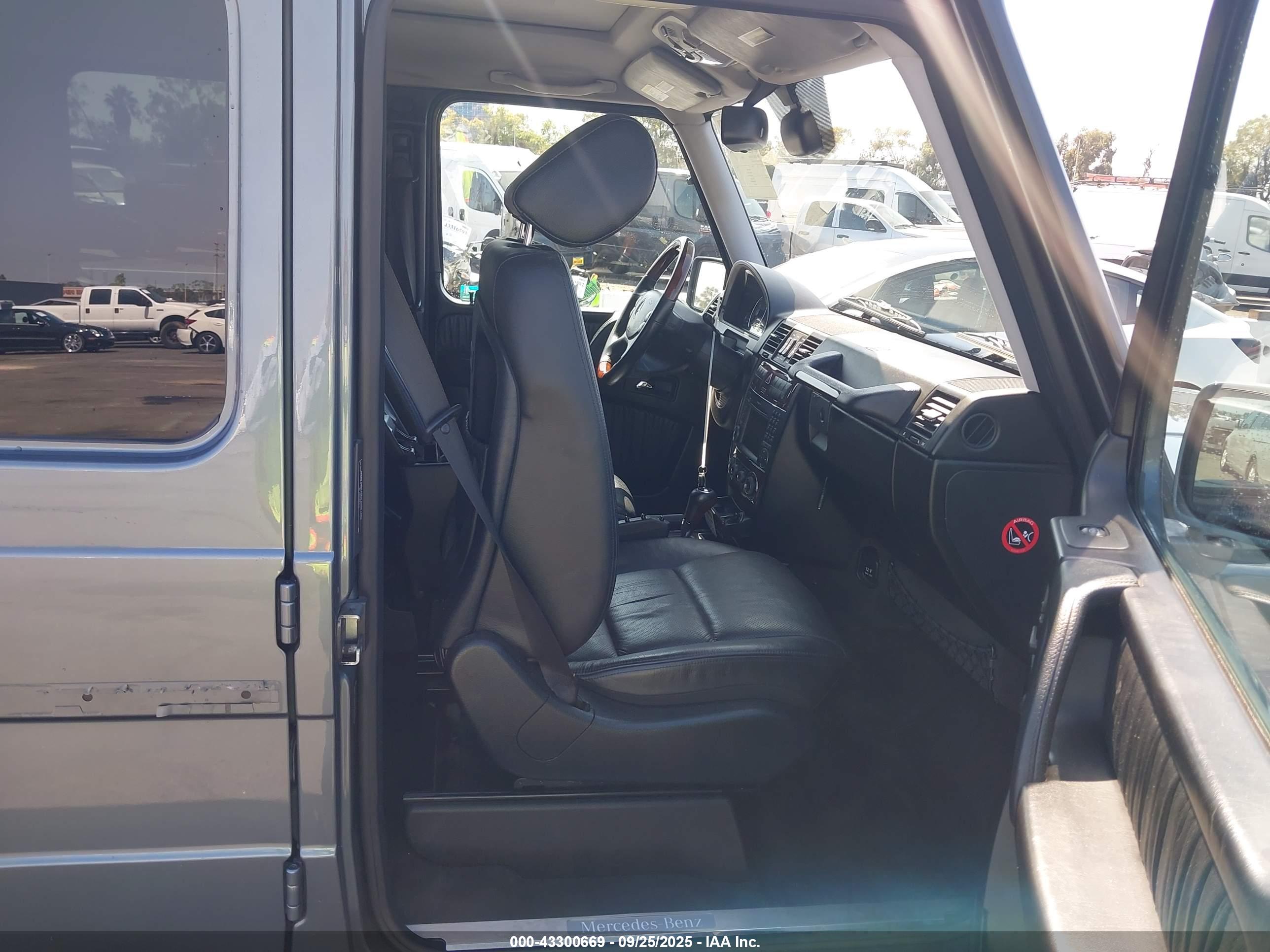 MERCEDES-BENZ G image 5